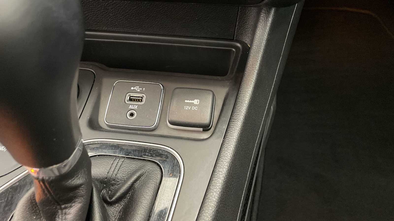 Thumbnail: 2022 Jeep Cherokee - 20