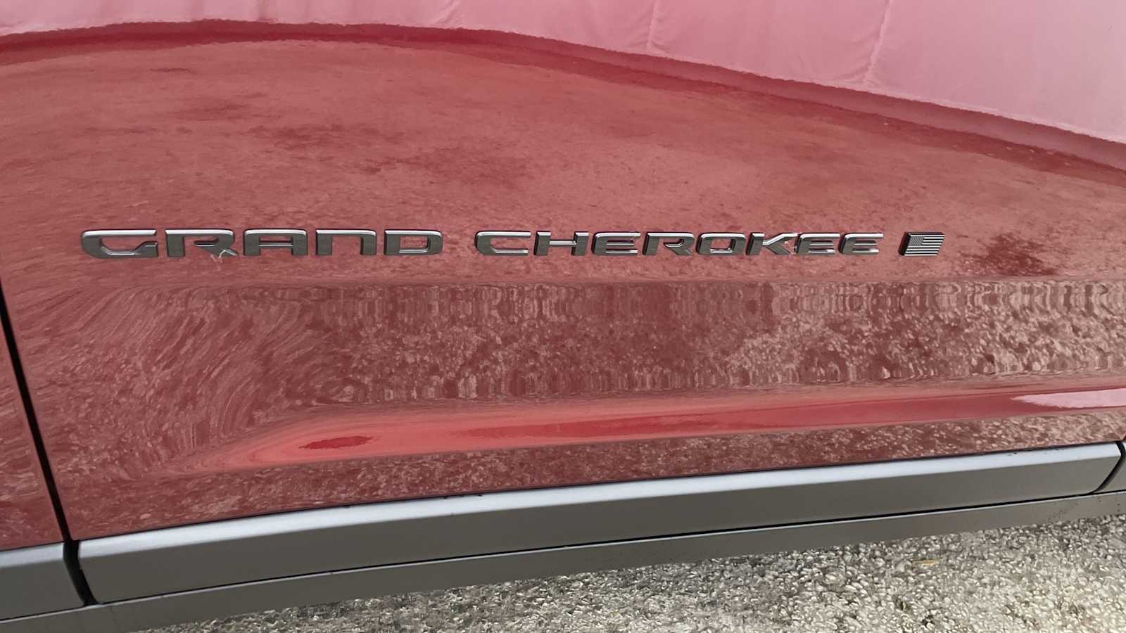 Thumbnail: 2025 Jeep Grand Cherokee - 44