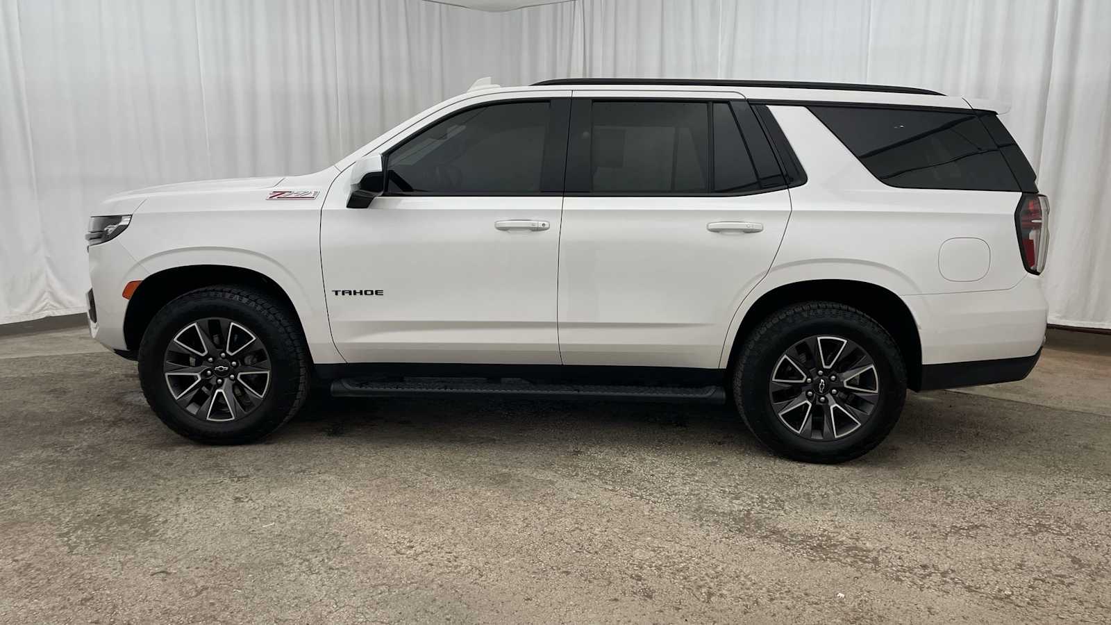 Thumbnail: 2021 Chevrolet Tahoe - 32