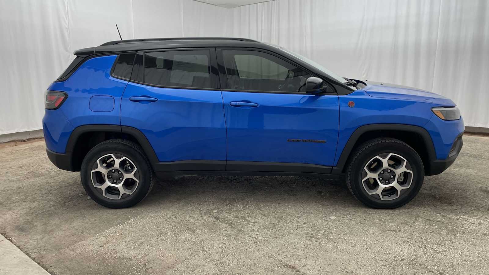 Thumbnail: 2022 Jeep Compass - 36