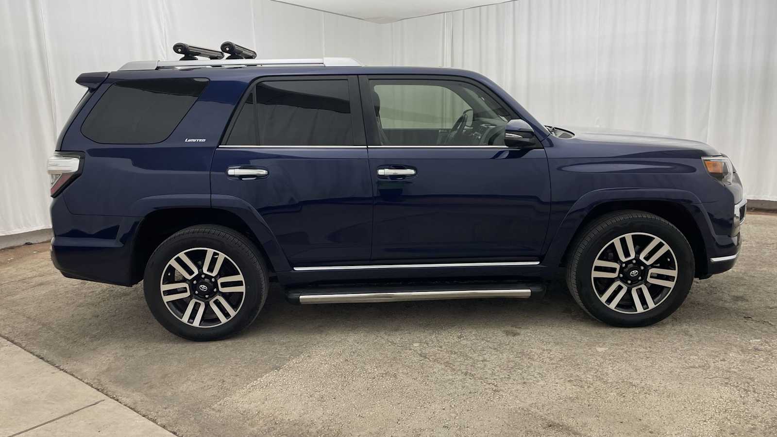 Thumbnail: 2018 Toyota 4Runner - 36