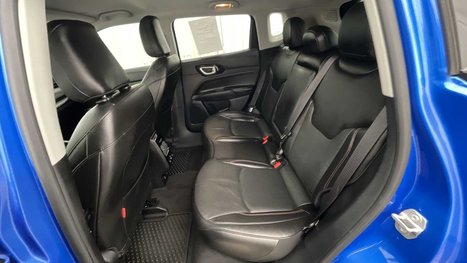 Thumbnail: 2022 Jeep Compass - 9