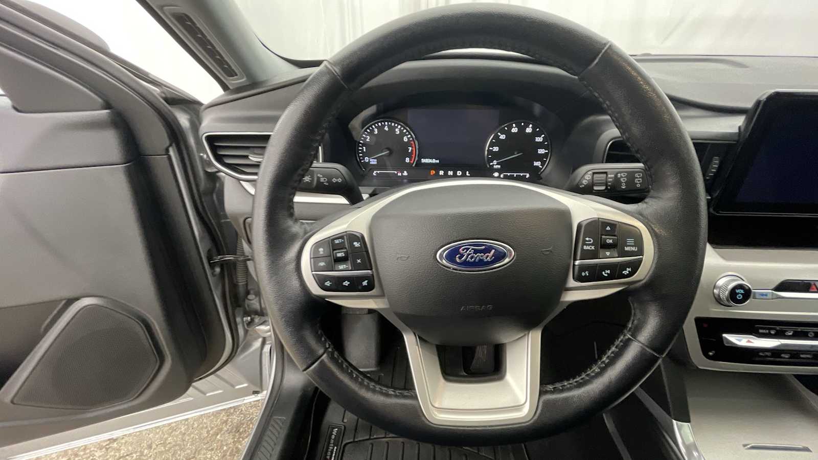 Thumbnail: 2022 Ford Explorer - 15