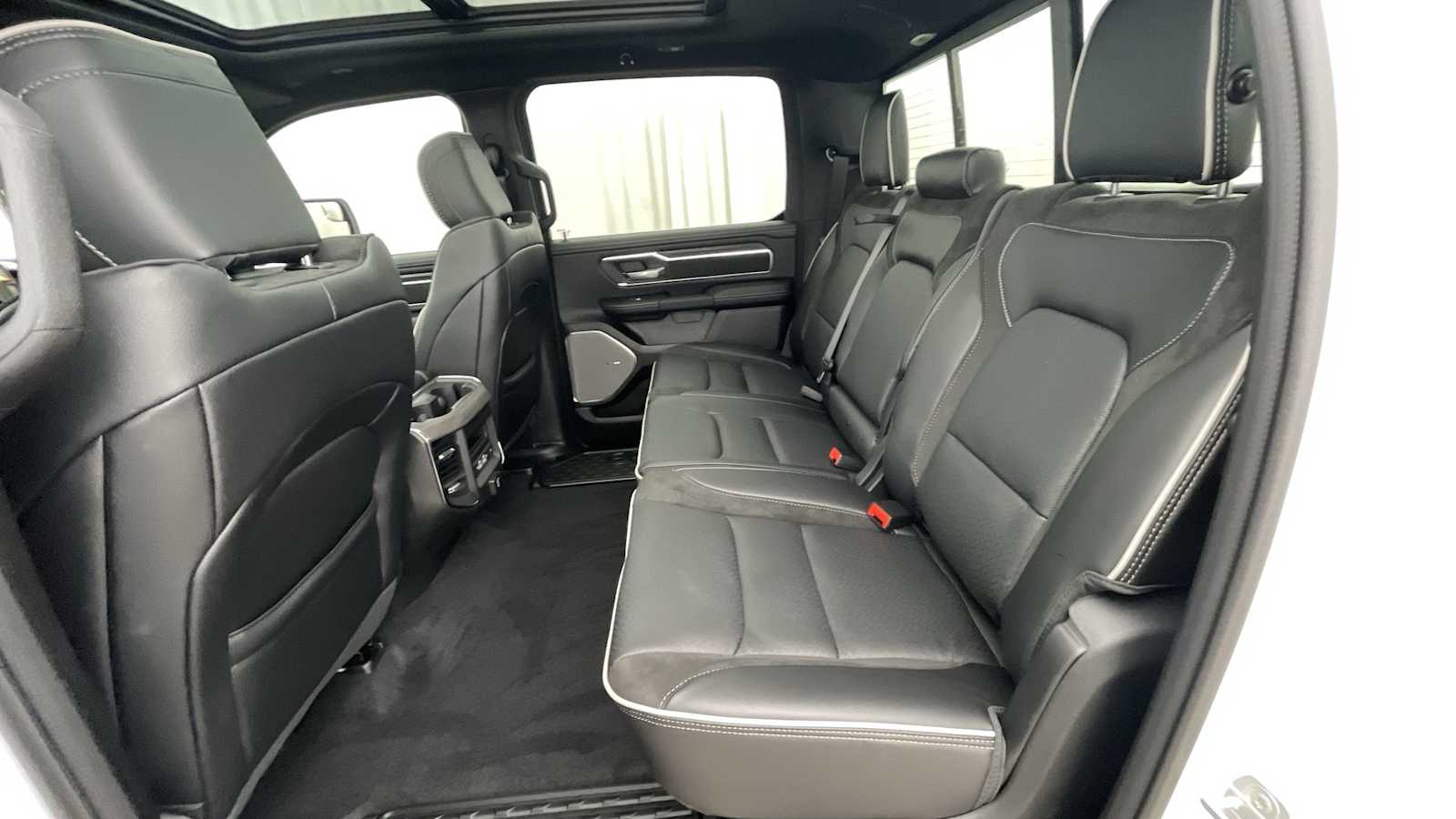 Thumbnail: 2026 RAM 1500 - 10