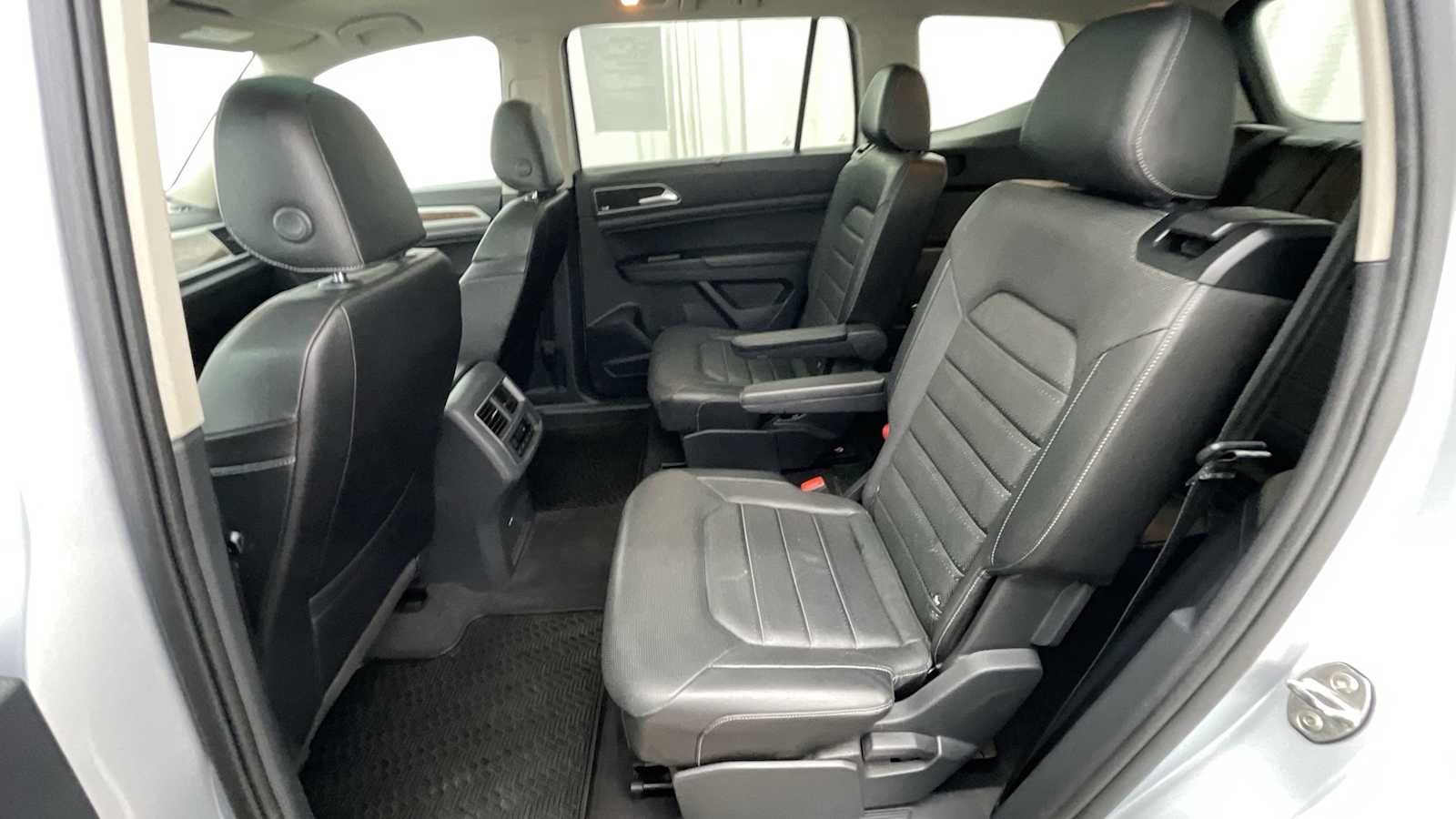 Thumbnail: 2019 Volkswagen Atlas - 10