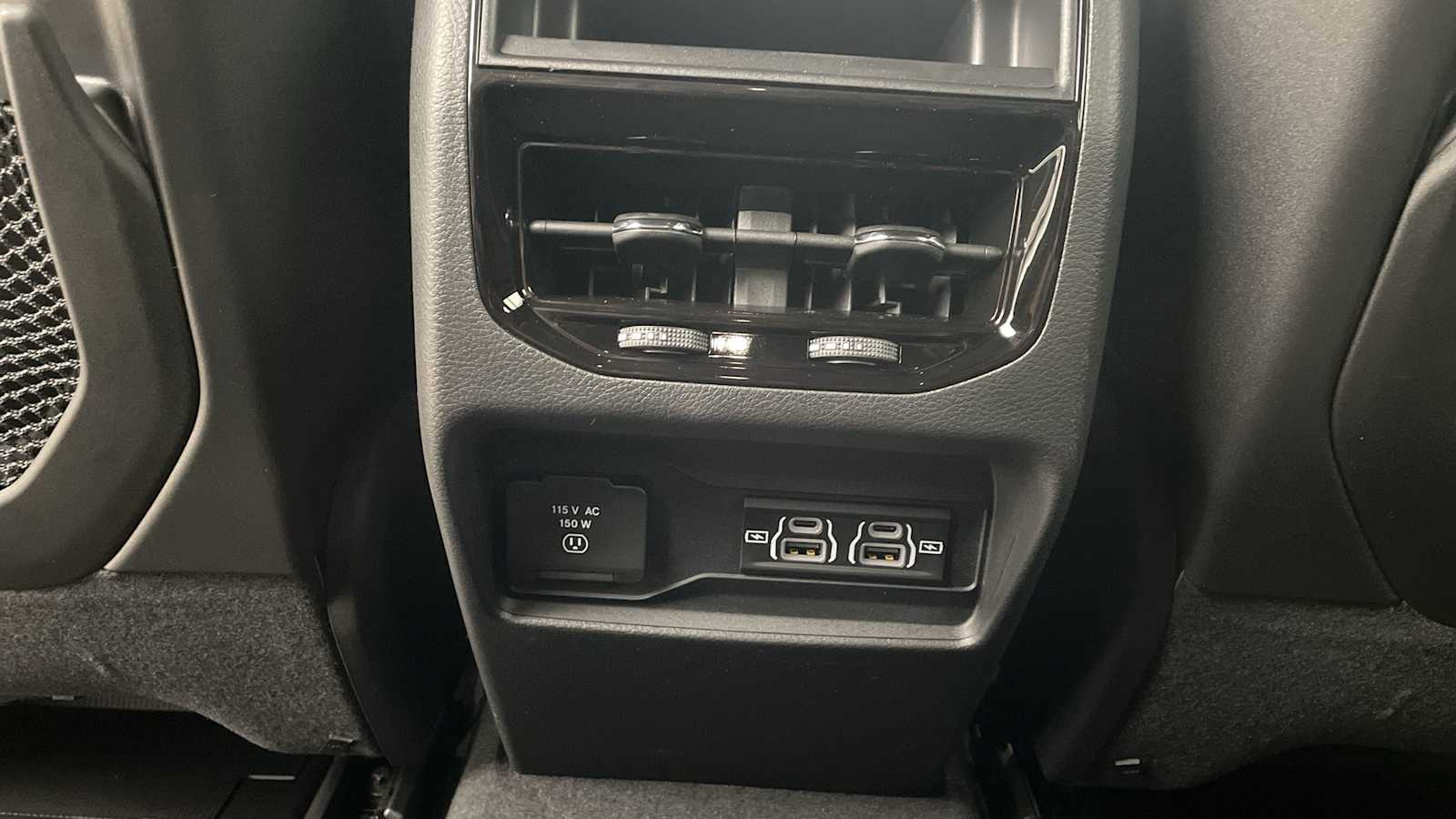 Thumbnail: 2025 Jeep Grand Cherokee - 25