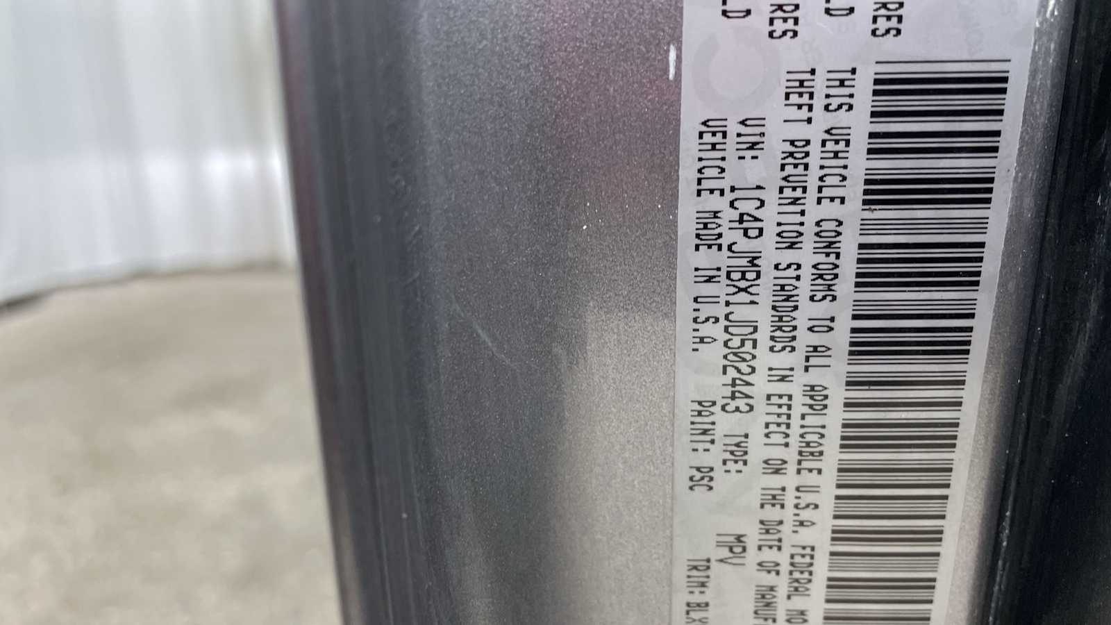 Thumbnail: 2018 Jeep Cherokee - 31