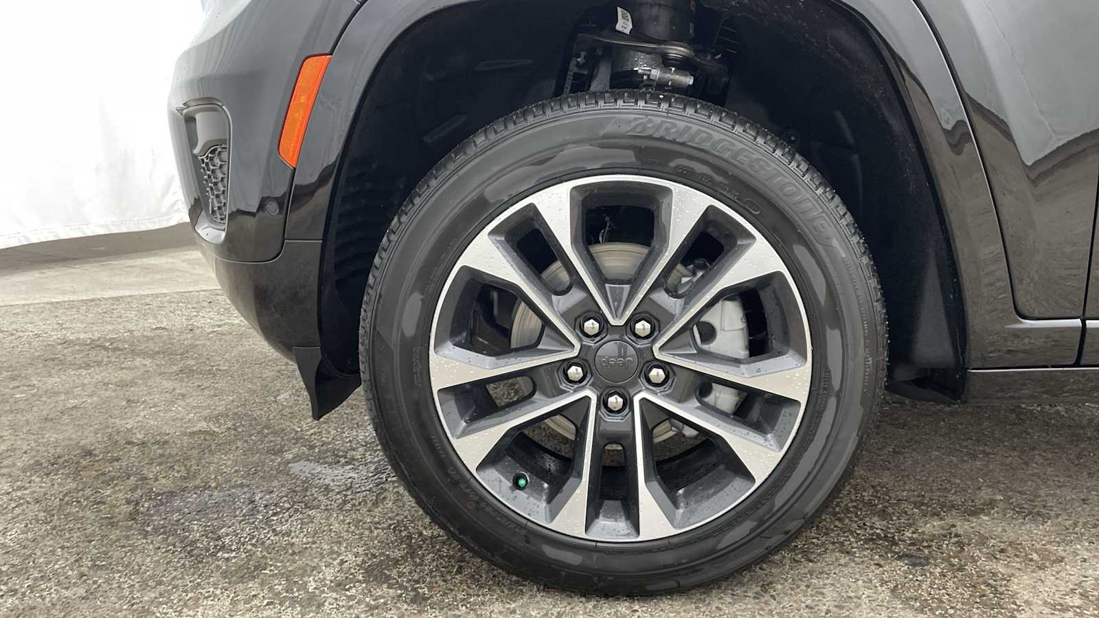 Thumbnail: 2025 Jeep Grand Cherokee - 44