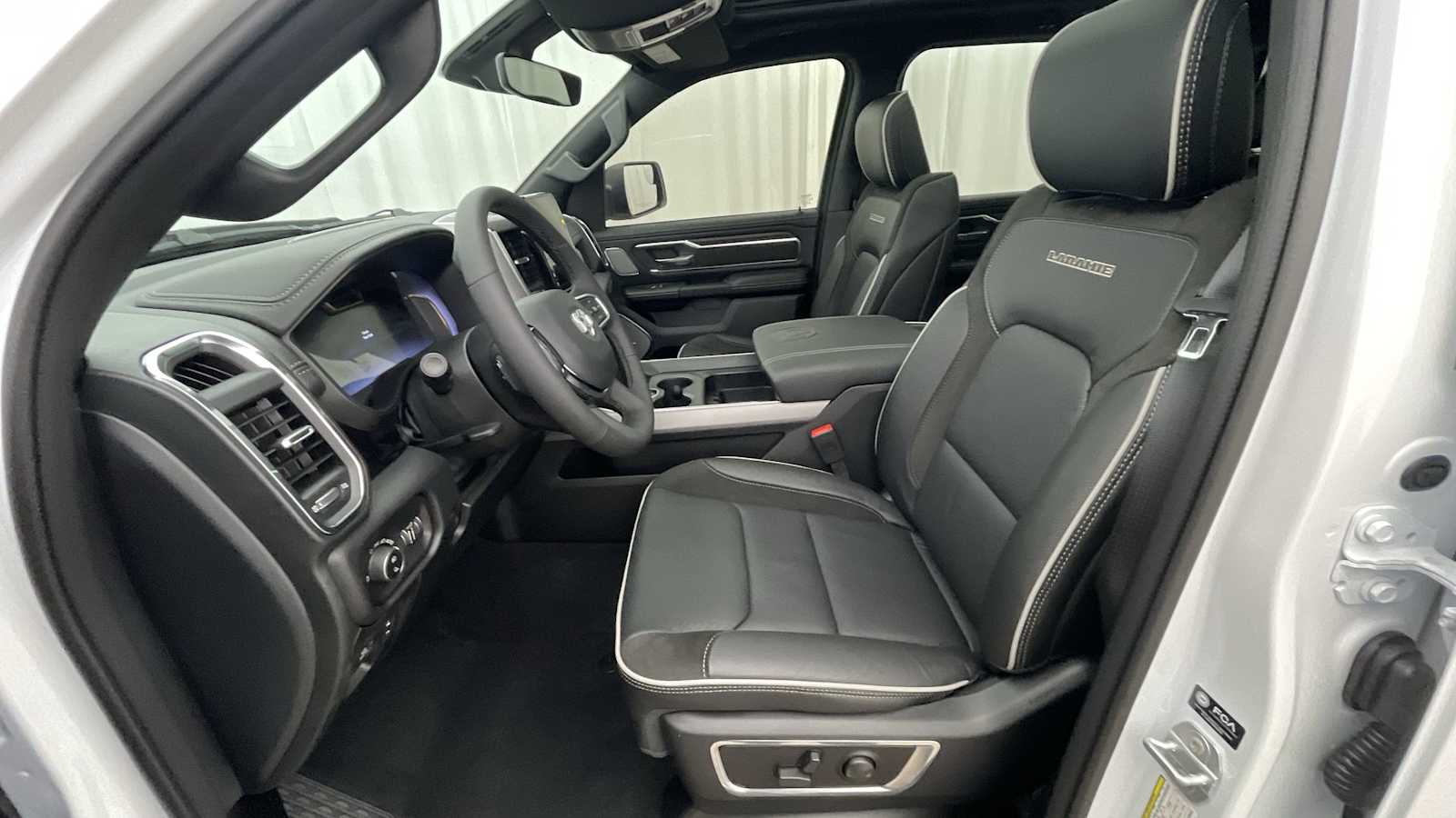 Thumbnail: 2026 RAM 1500 - 6