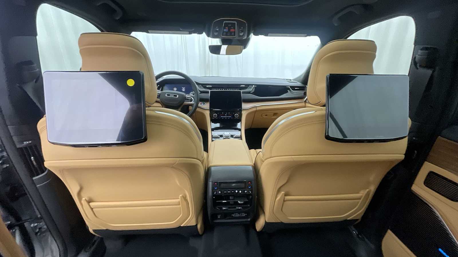 Thumbnail: 2025 Jeep Grand Cherokee - 8