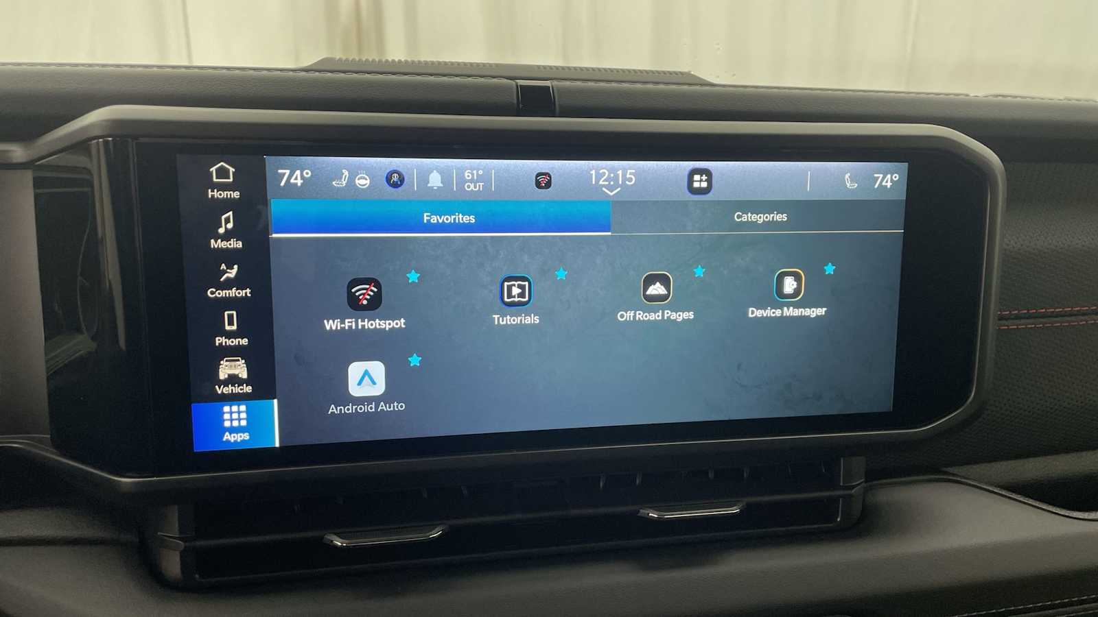 Thumbnail: 2025 Jeep Gladiator - 26