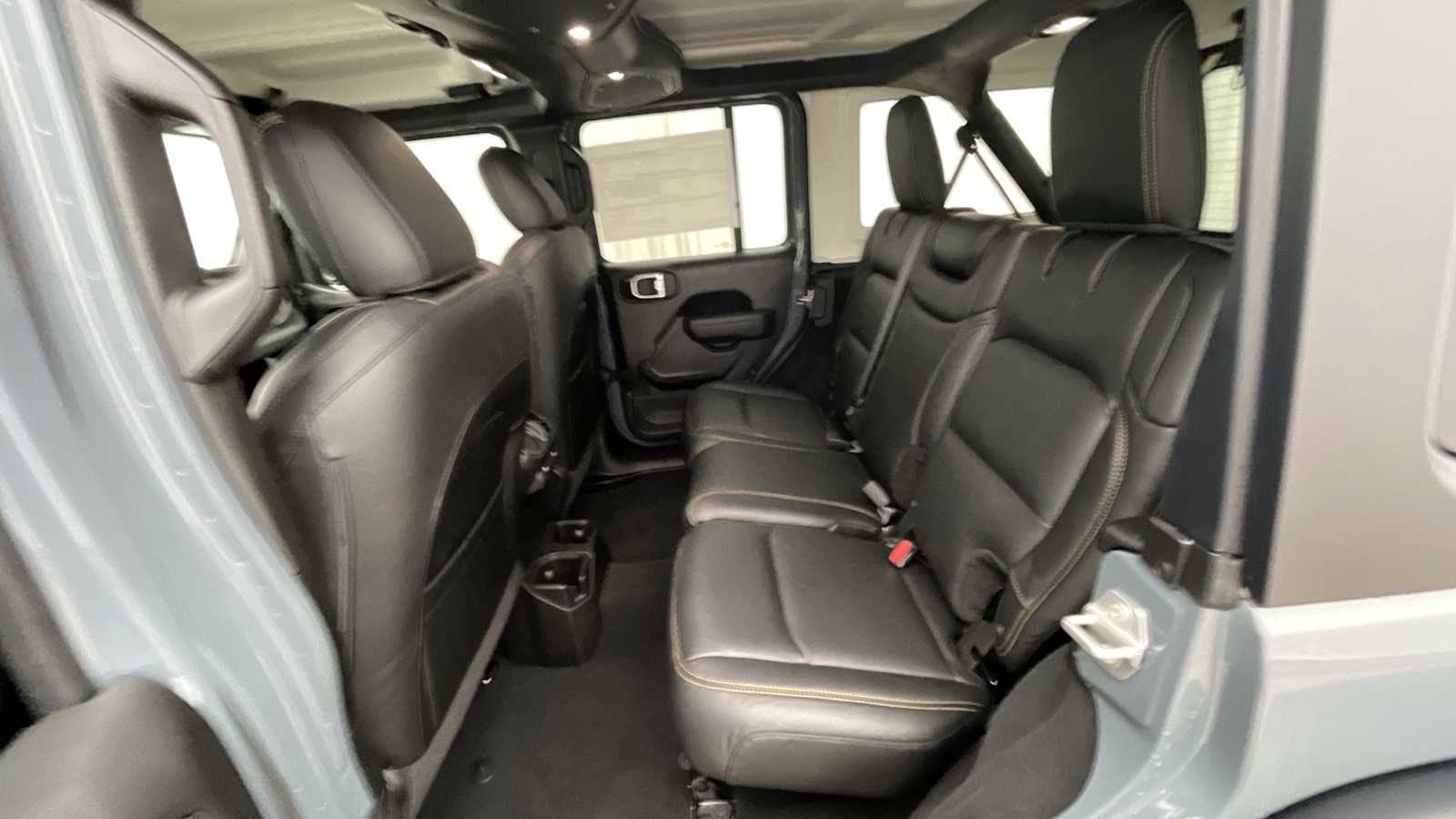 Thumbnail: 2026 Jeep Wrangler - 9