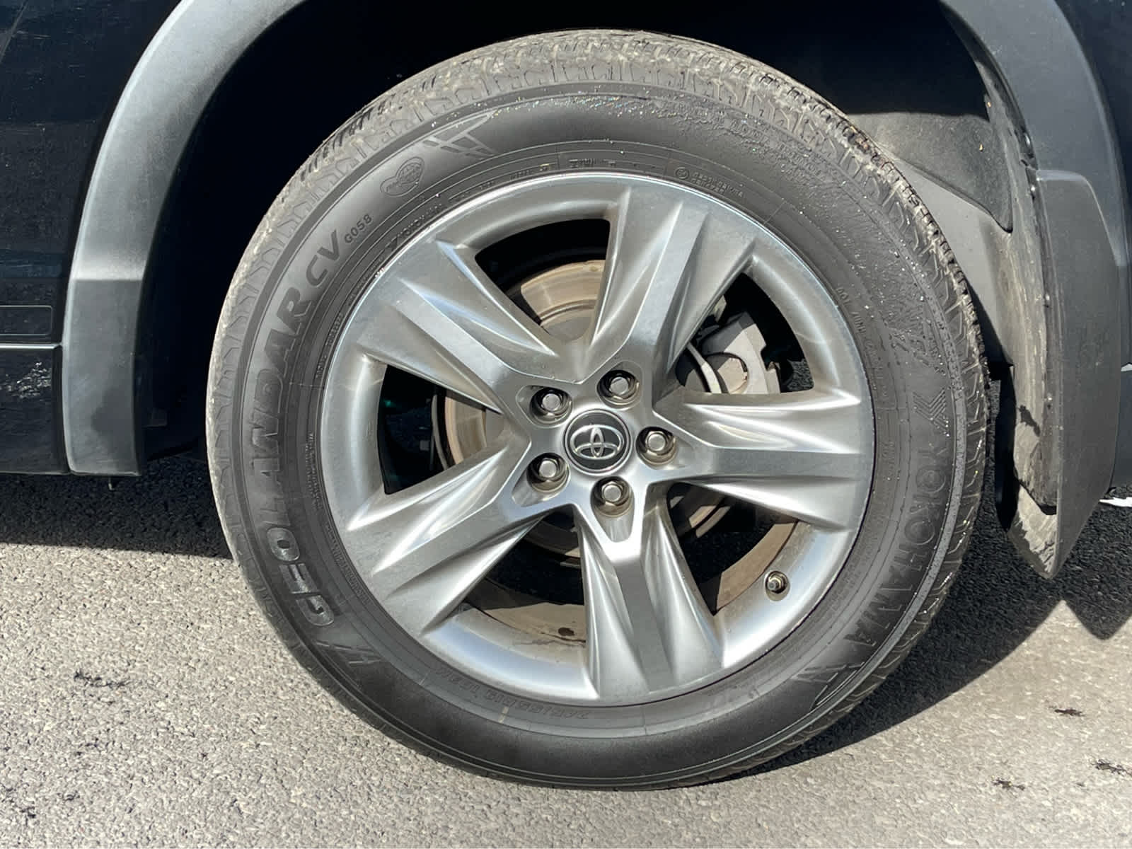 Thumbnail: 2018 Toyota Highlander - 11