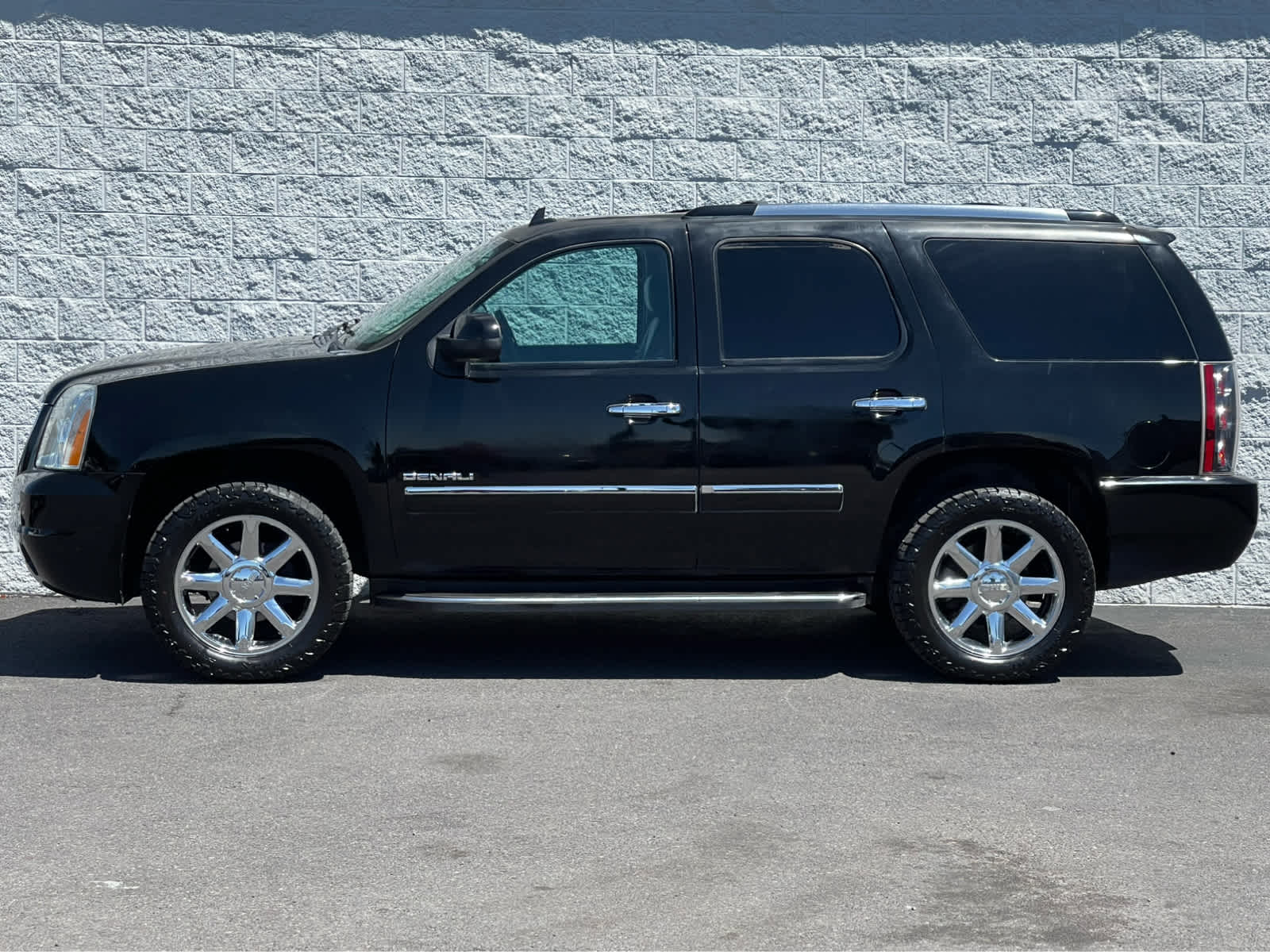 Thumbnail: 2013 GMC Yukon - 4