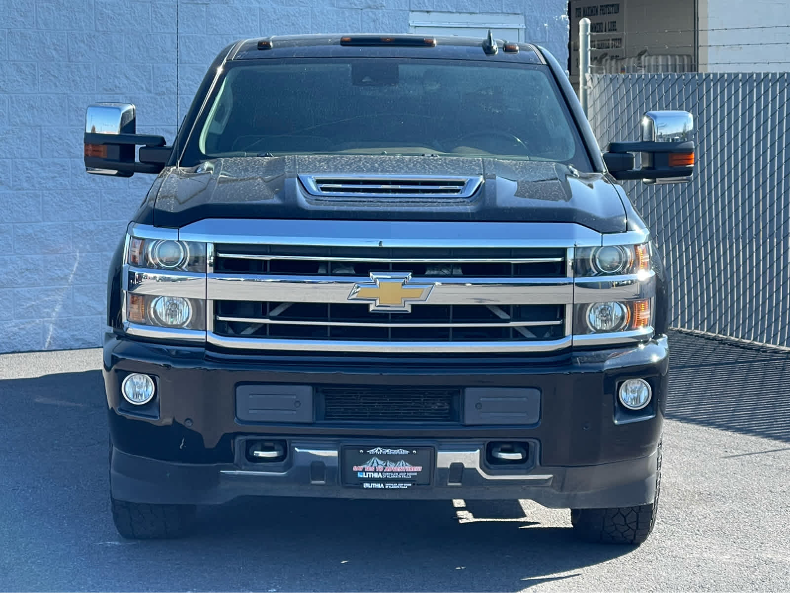 Thumbnail: 2018 Chevrolet Silverado 3500 - 2