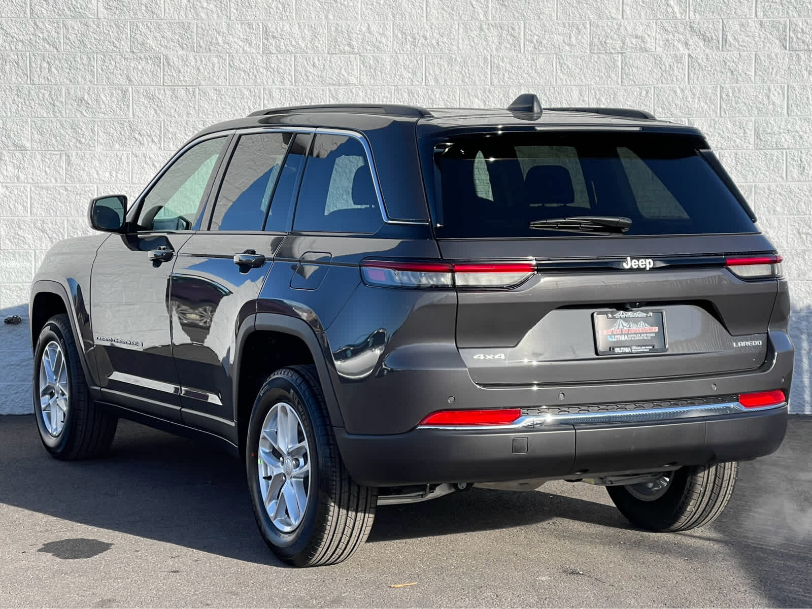 Thumbnail: 2025 Jeep Grand Cherokee - 3