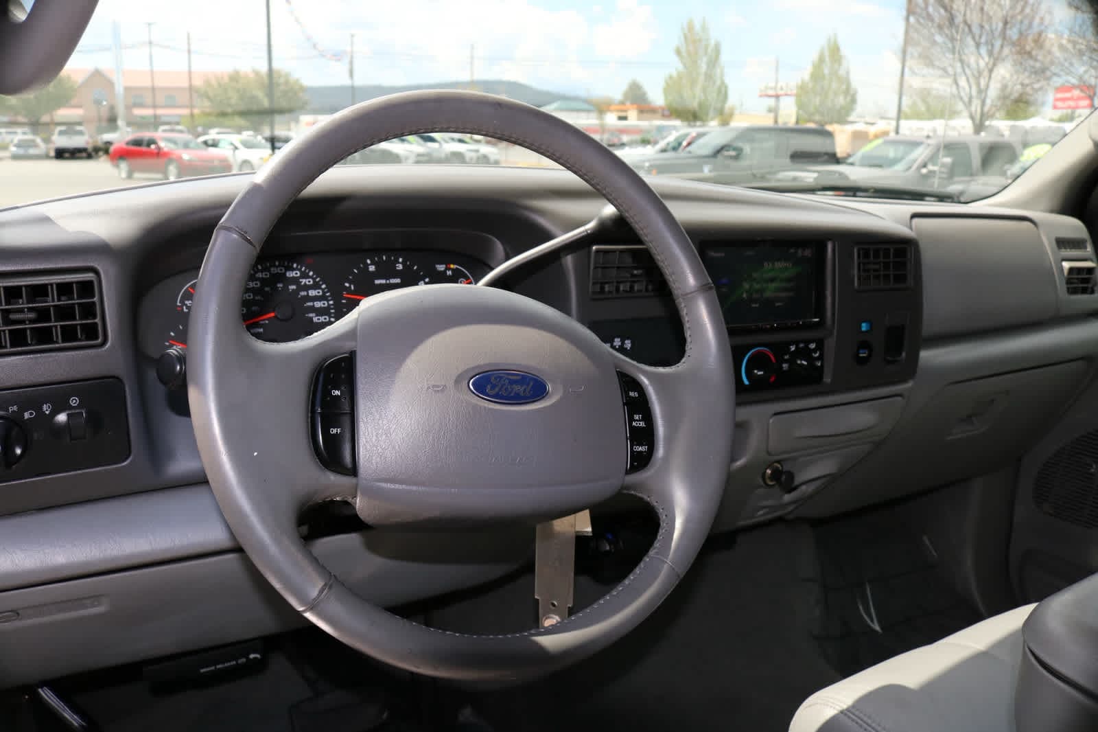 Thumbnail: 2004 Ford F-250 - 24