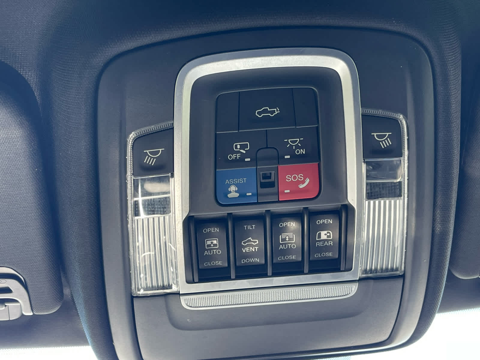 Thumbnail: 2020 RAM 1500 - 23