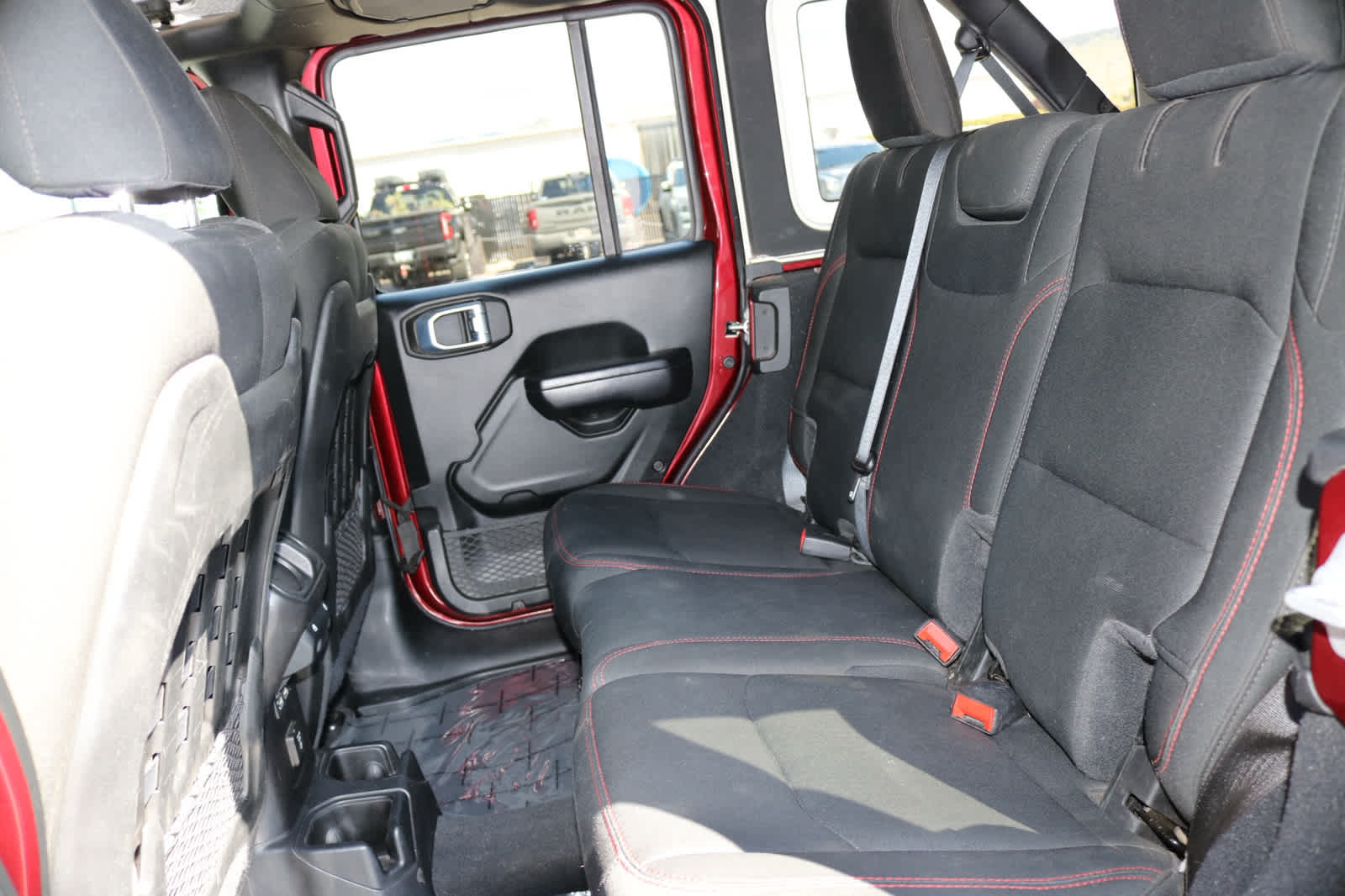 Thumbnail: 2021 Jeep Wrangler - 25