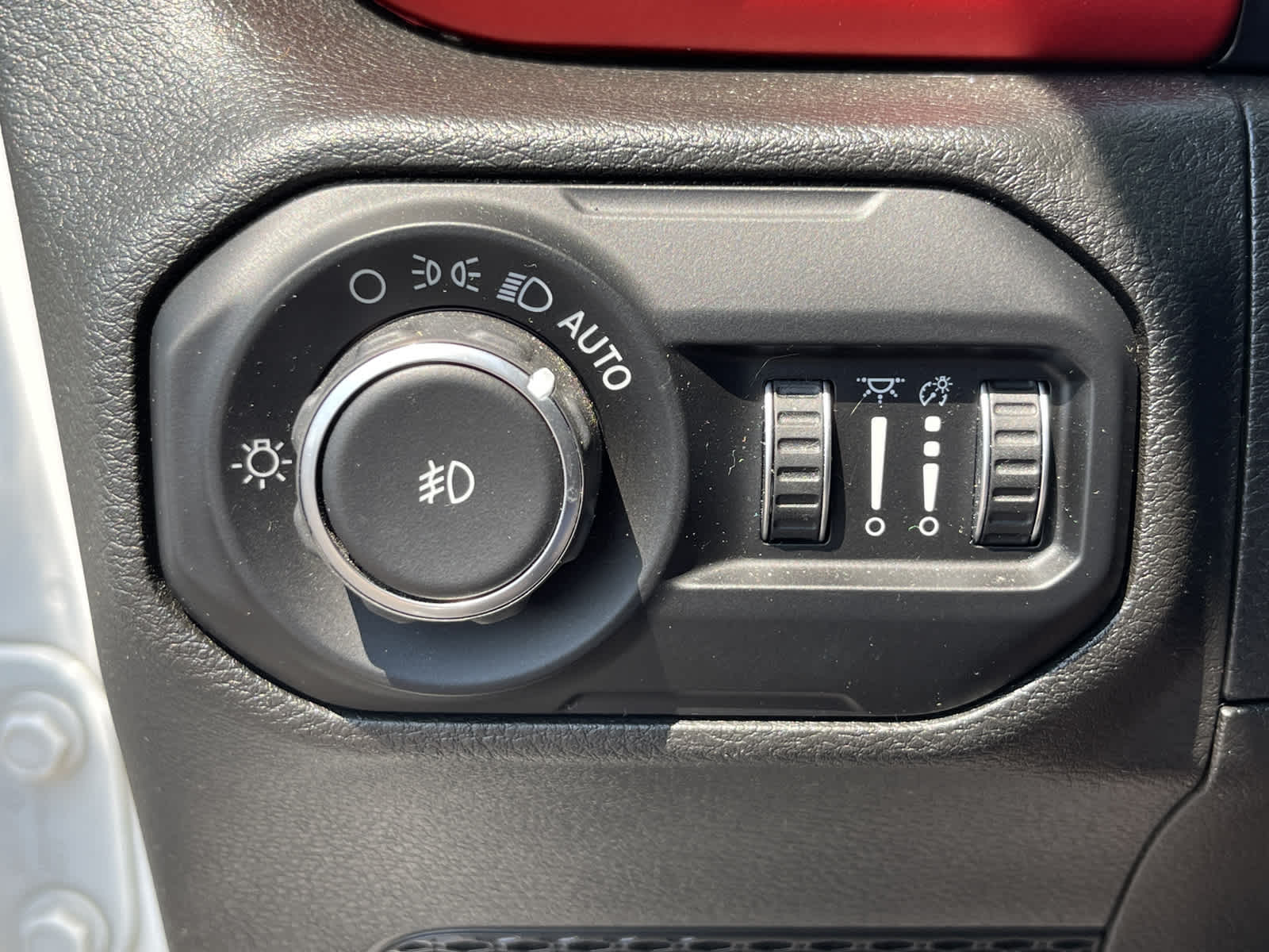 Thumbnail: 2019 Jeep Wrangler - 22