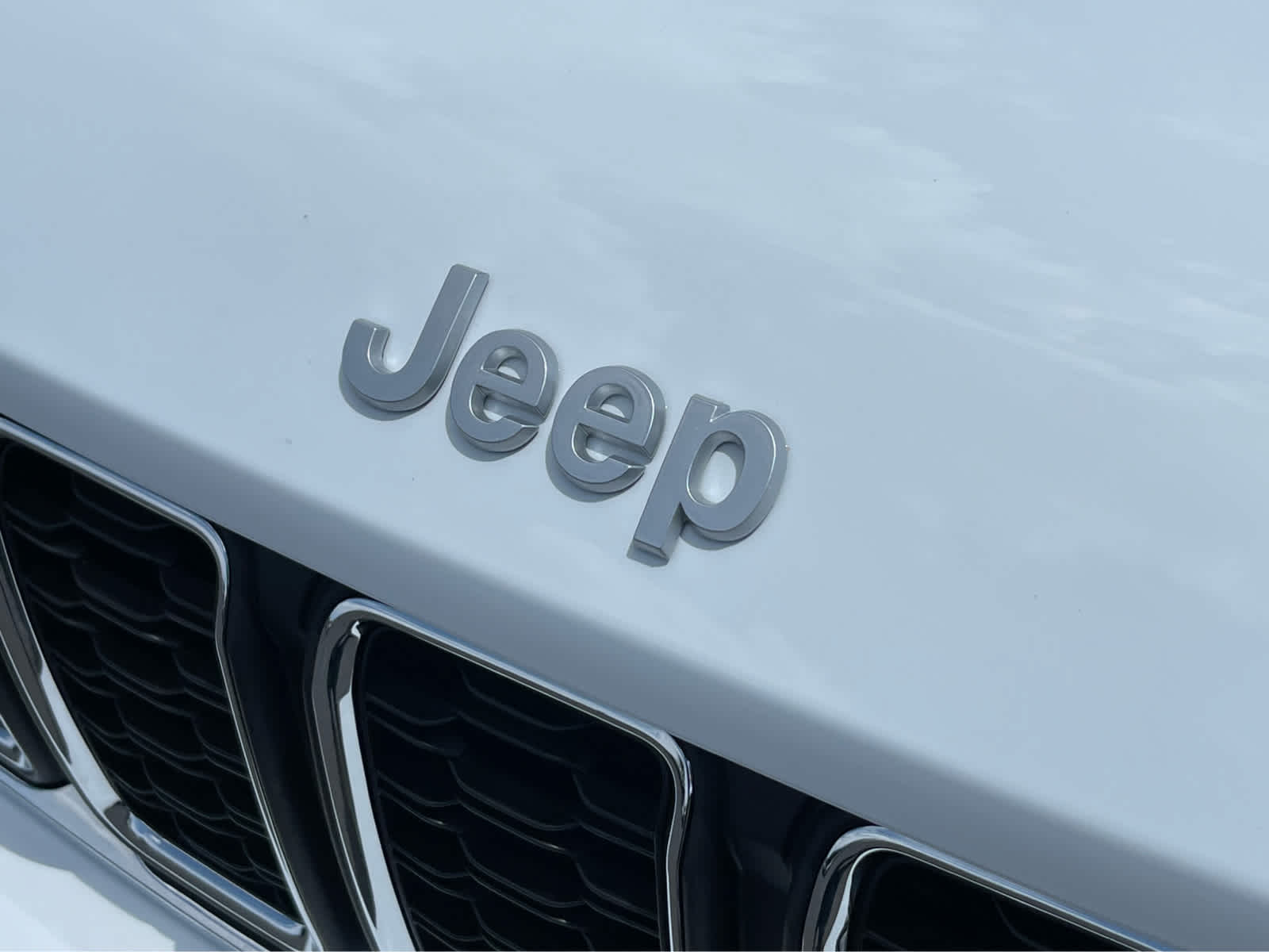 Thumbnail: 2025 Jeep Grand Cherokee - 8