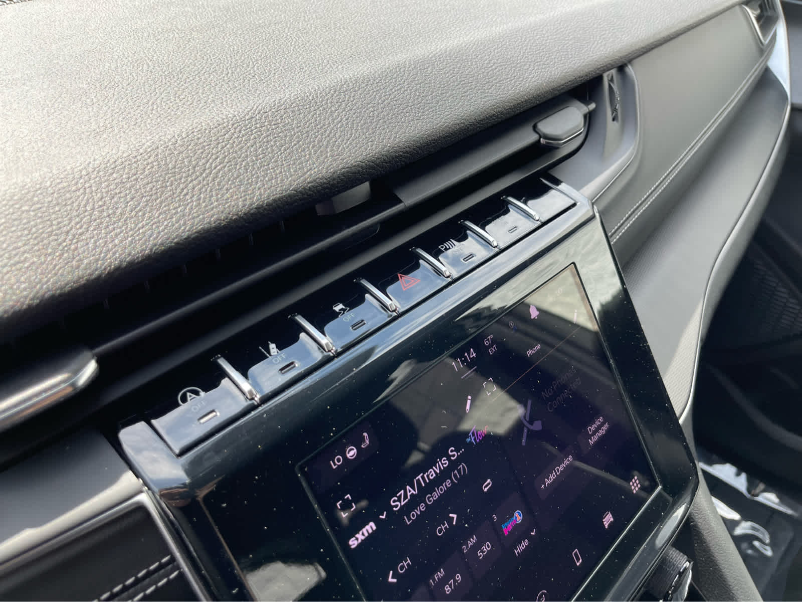 Thumbnail: 2025 Jeep Grand Cherokee - 16