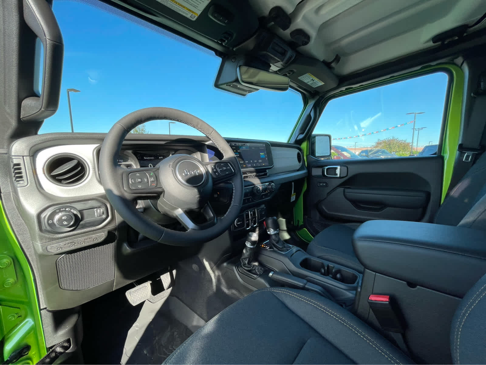 Thumbnail: 2025 Jeep Gladiator - 8