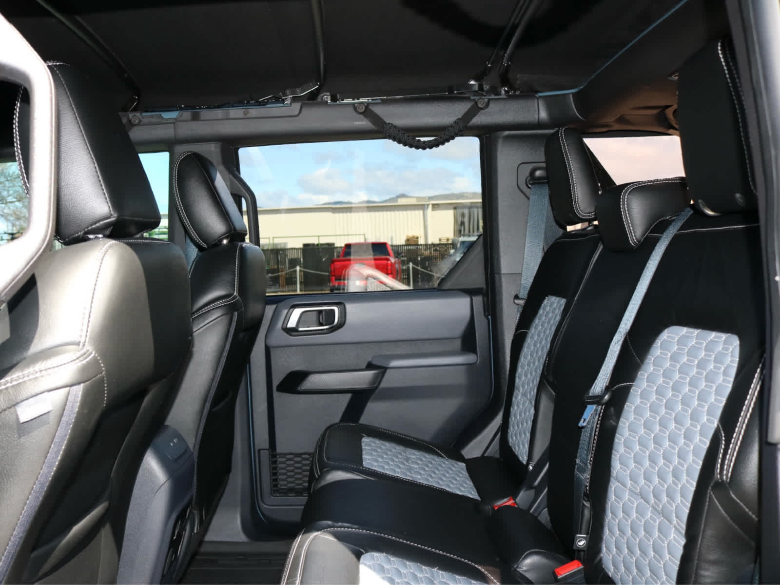 Thumbnail: 2022 Ford Bronco - 26