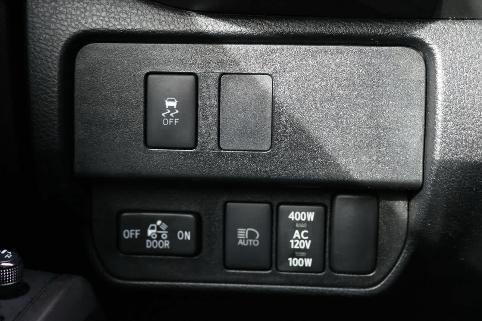 Thumbnail: 2021 Toyota Tacoma - 19