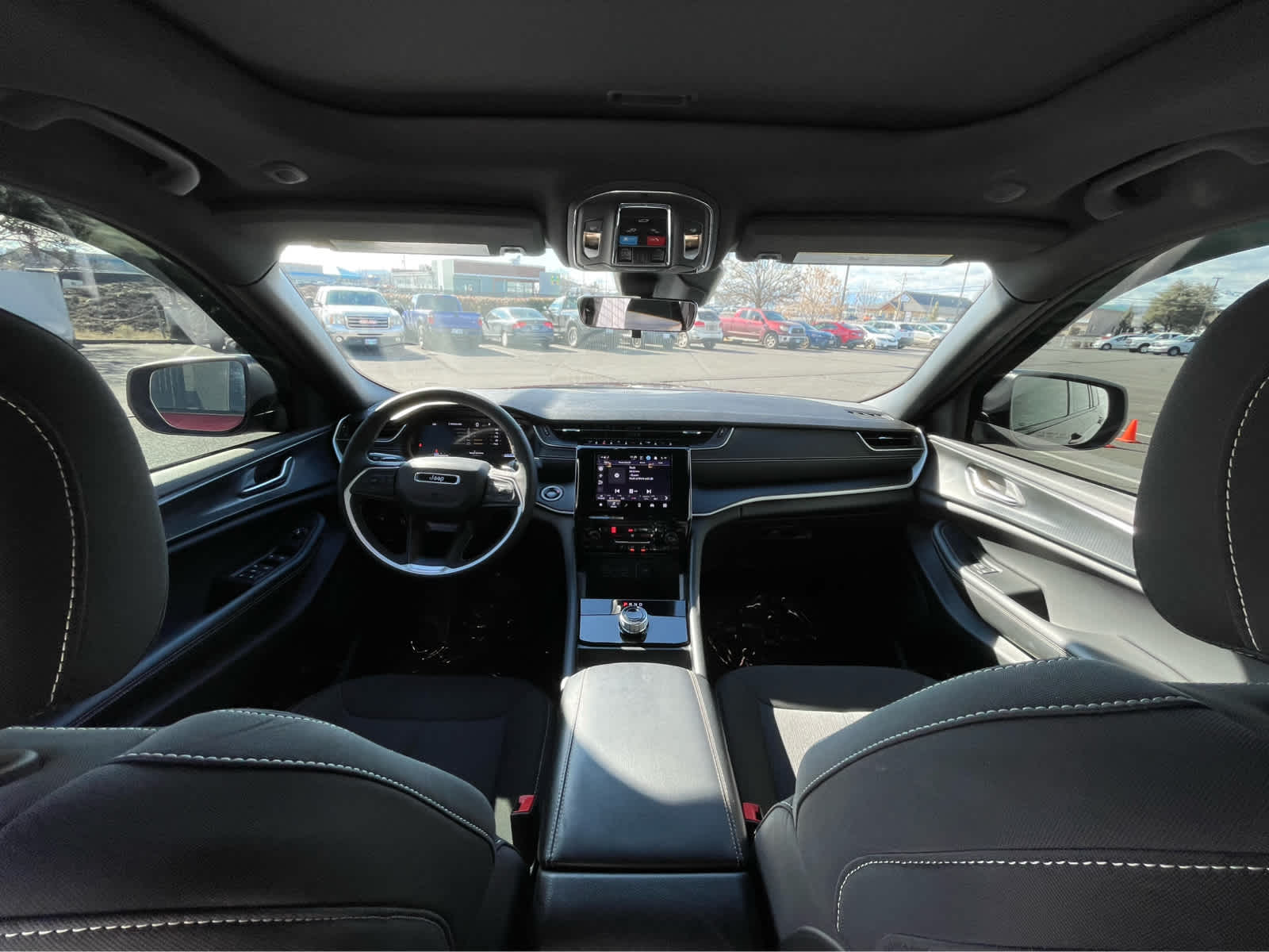 Thumbnail: 2025 Jeep Grand Cherokee - 12