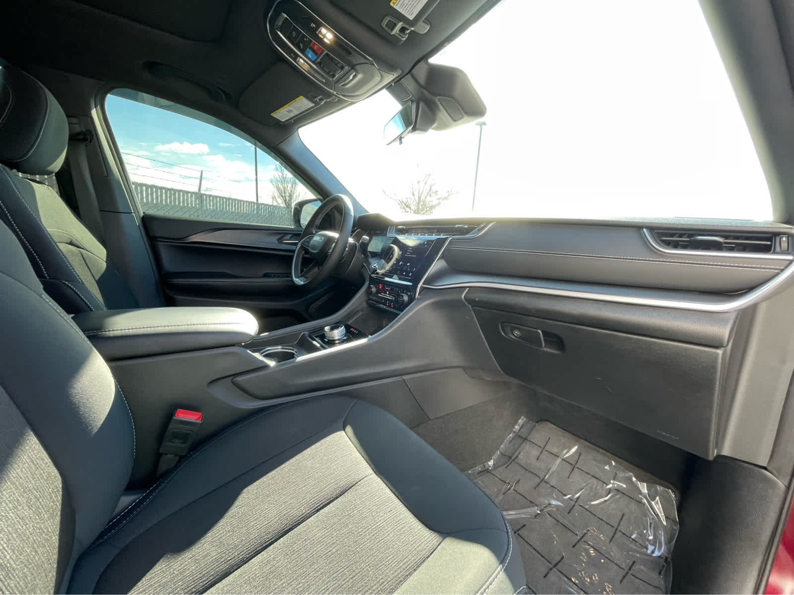 Thumbnail: 2025 Jeep Grand Cherokee - 29