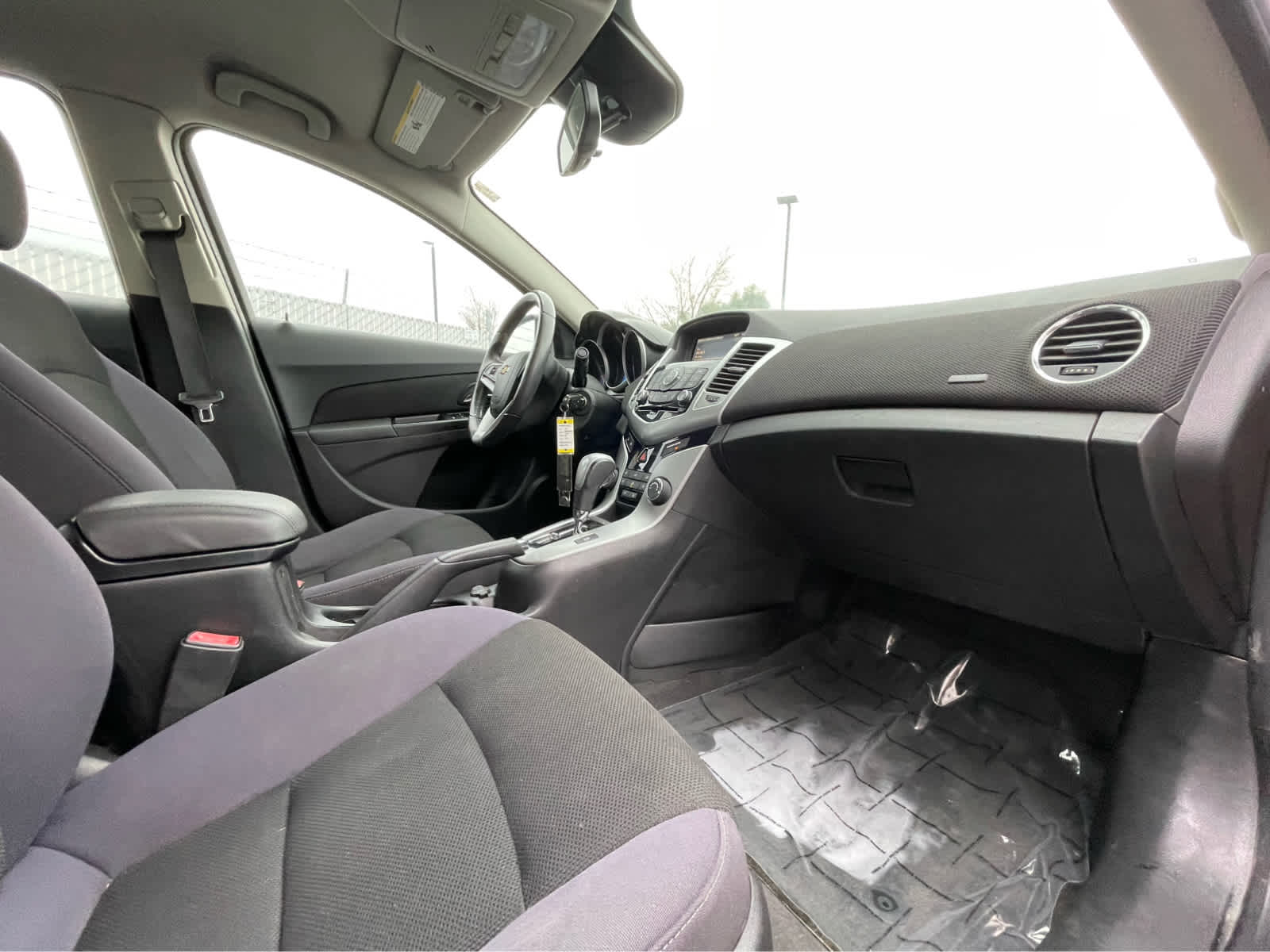 Thumbnail: 2013 Chevrolet Cruze - 25