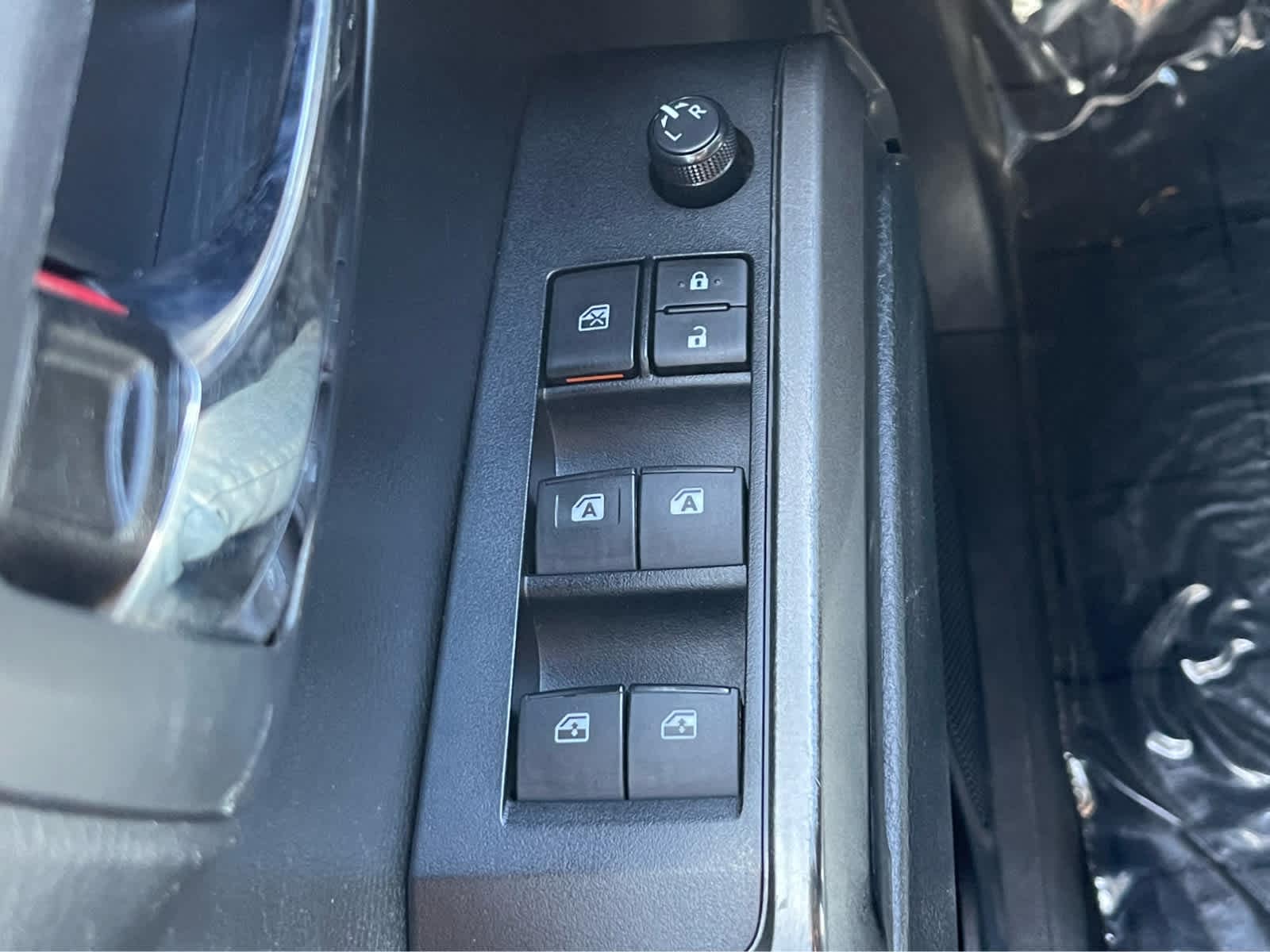 Thumbnail: 2019 Toyota Tacoma - 20