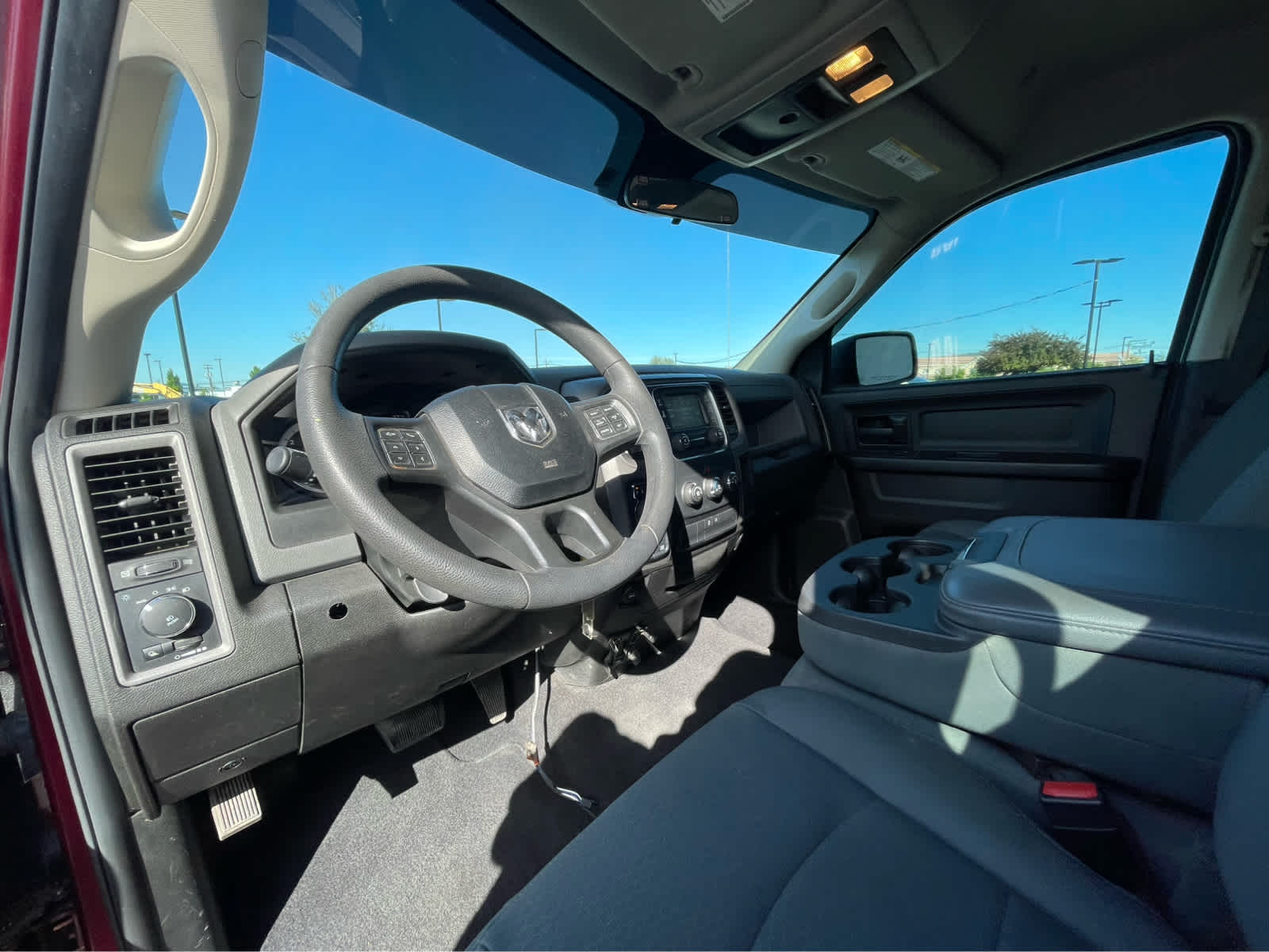 Thumbnail: 2019 RAM 1500 Classic - 2