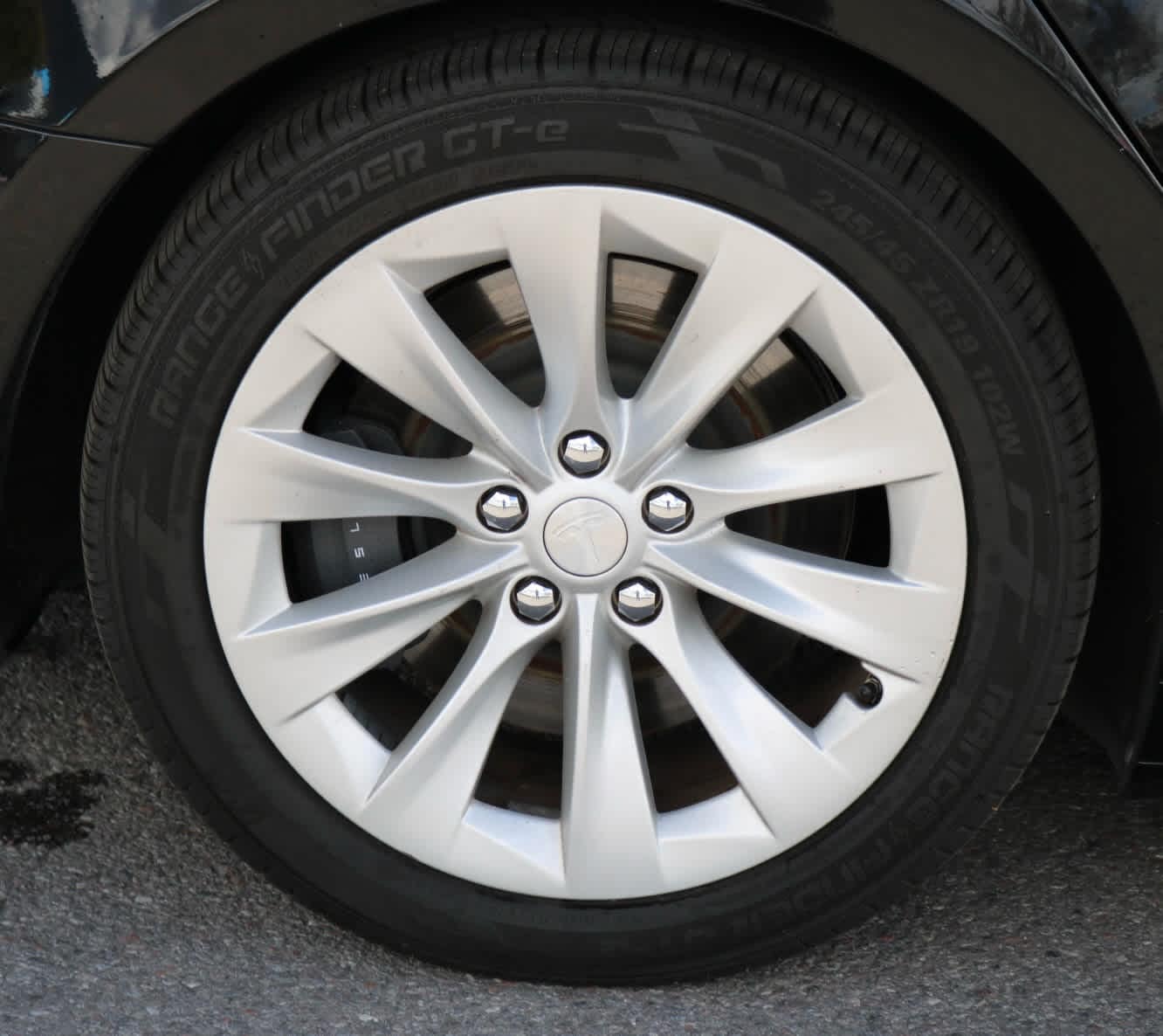 Thumbnail: 2020 Tesla Model S - 13