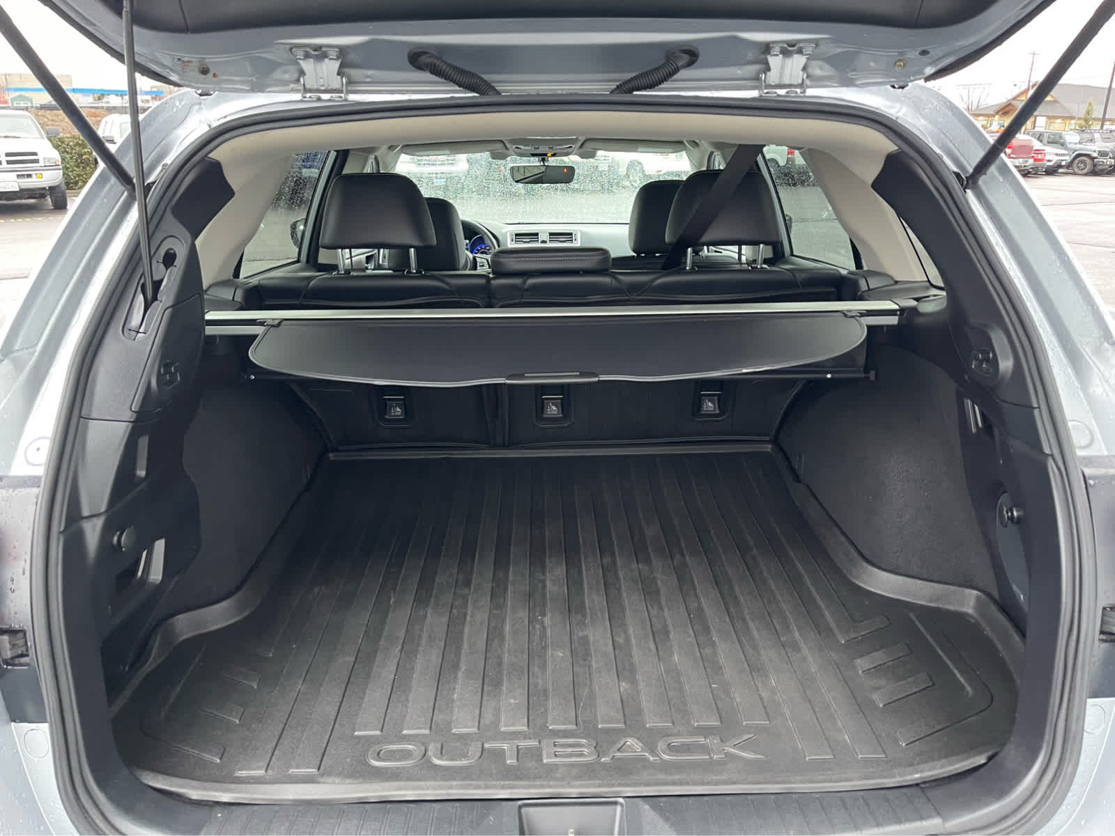 Thumbnail: 2018 Subaru Outback - 11