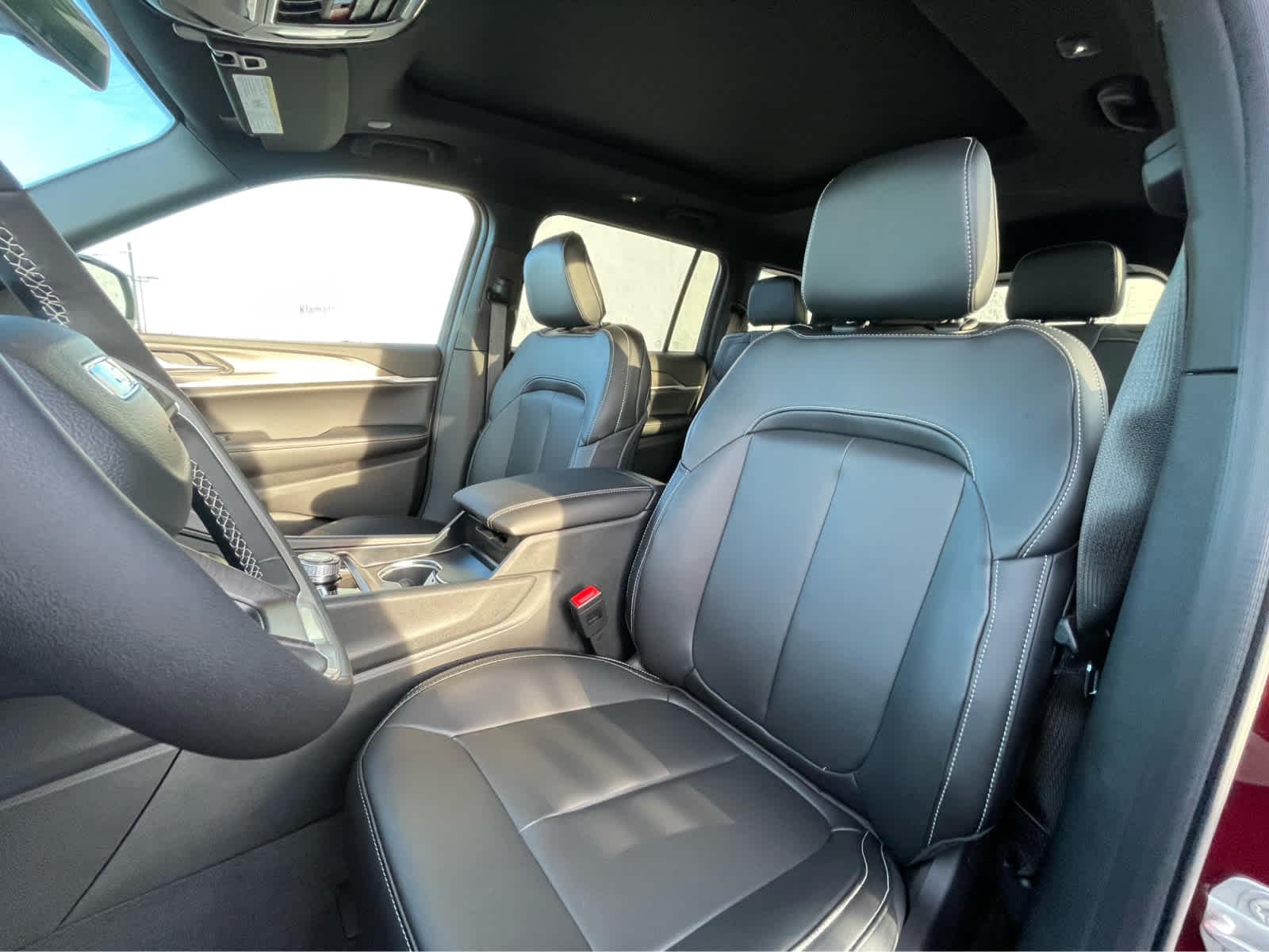 Thumbnail: 2025 Jeep Grand Cherokee - 22