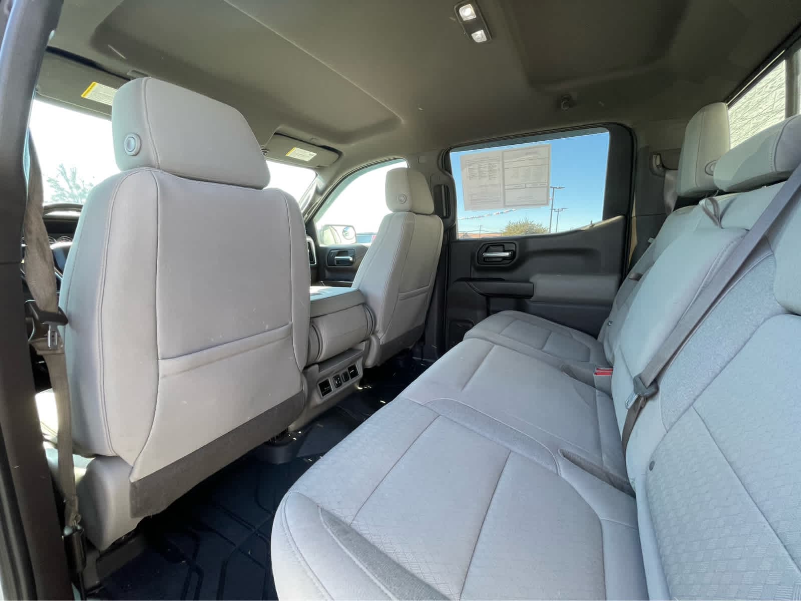 Thumbnail: 2019 Chevrolet Silverado 1500 - 24