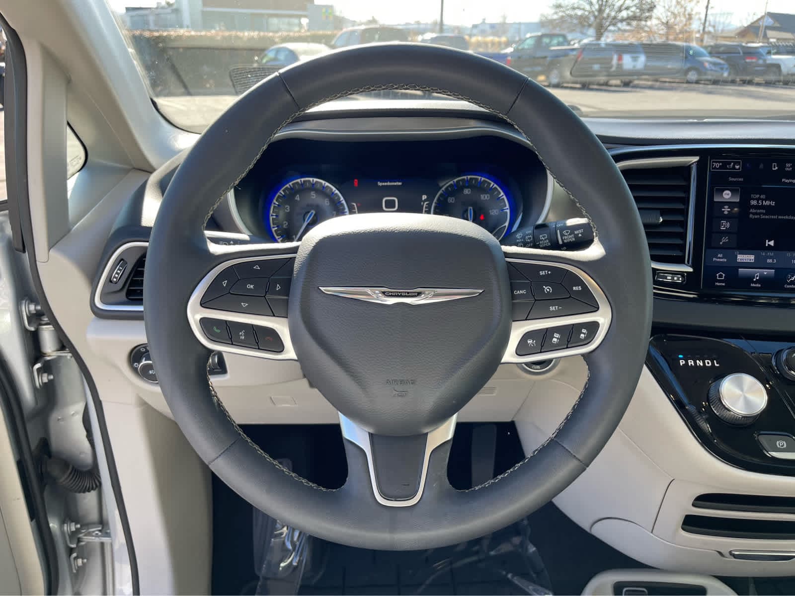 Thumbnail: 2024 Chrysler Pacifica - 18