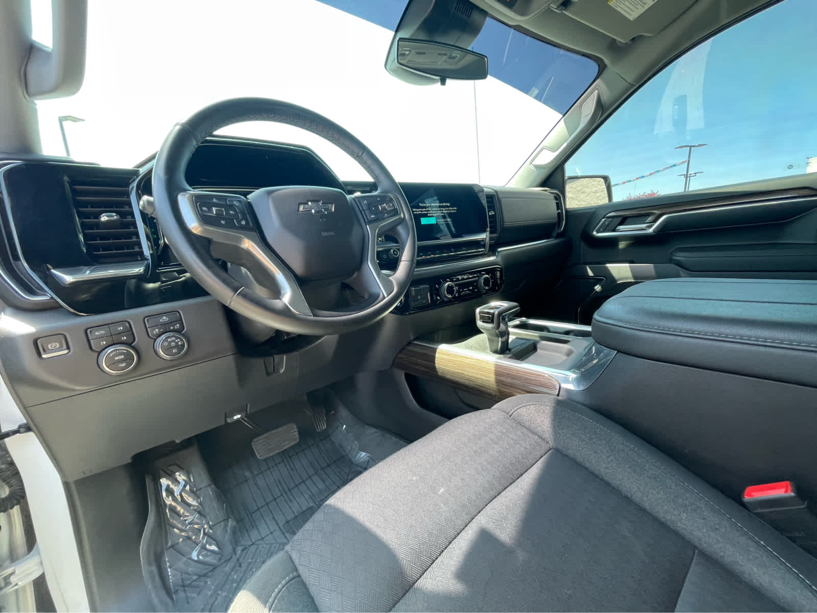 Used 2023 Chevrolet Silverado 1500 LT Trail Boss with VIN 3GCUDFED9PG251576 for sale in Klamath Falls, OR