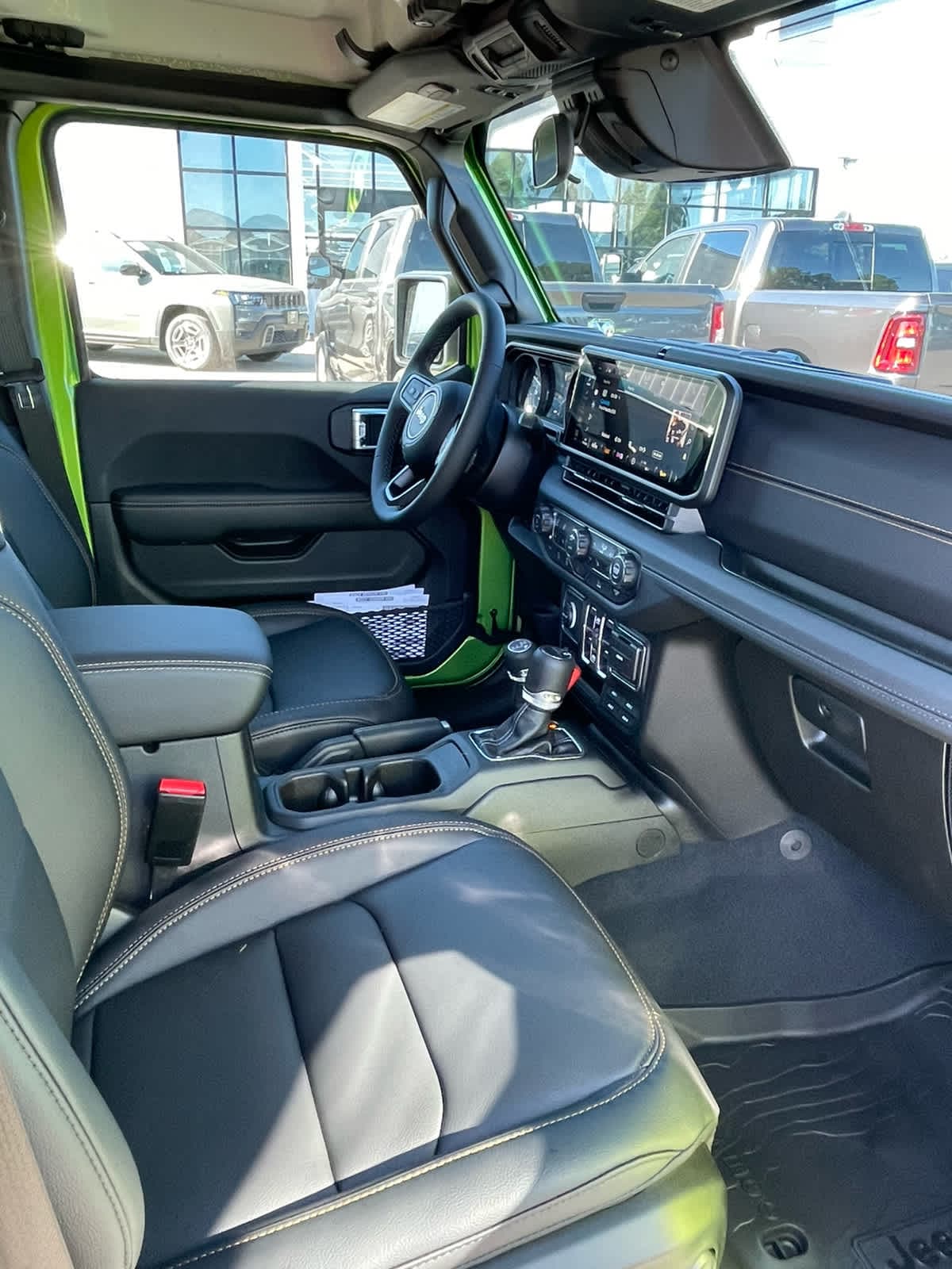 Thumbnail: 2026 Jeep Gladiator - 24