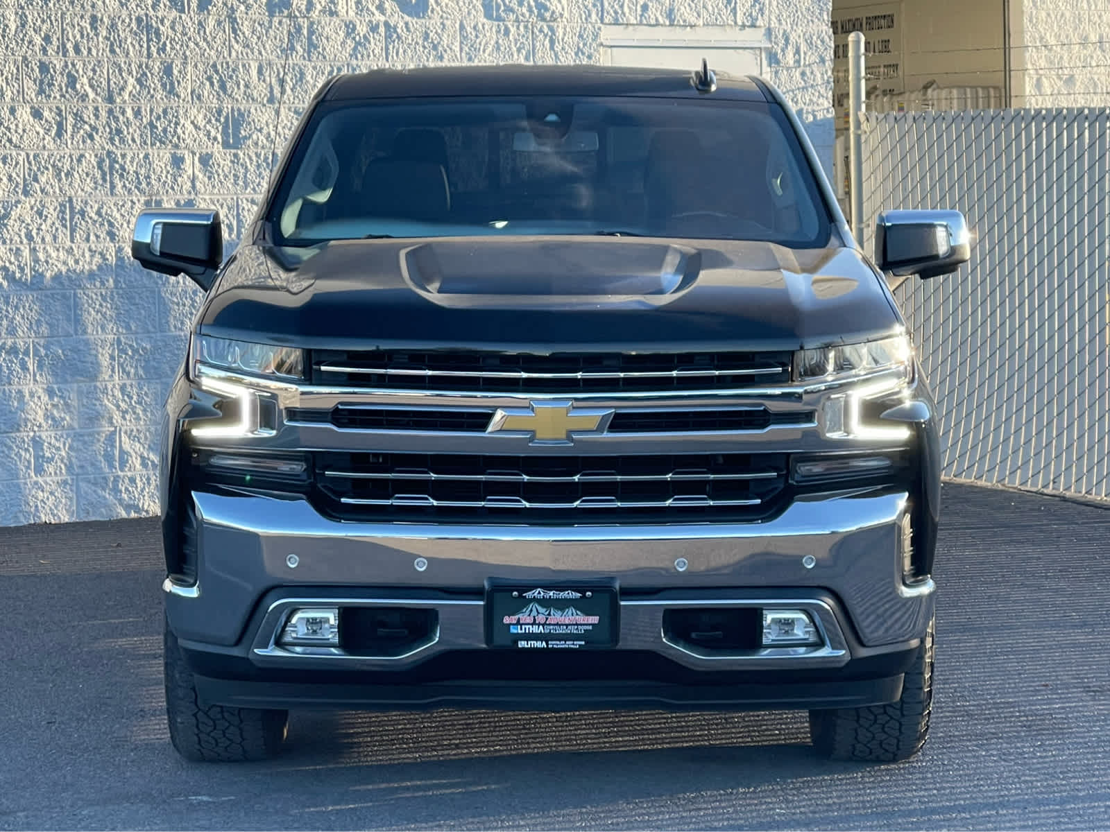 Thumbnail: 2022 Chevrolet Silverado 1500 - 3