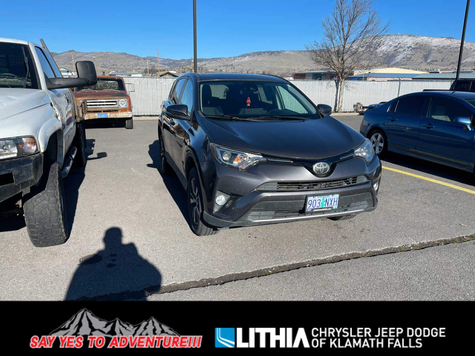 Thumbnail: 2018 Toyota RAV4 - 1