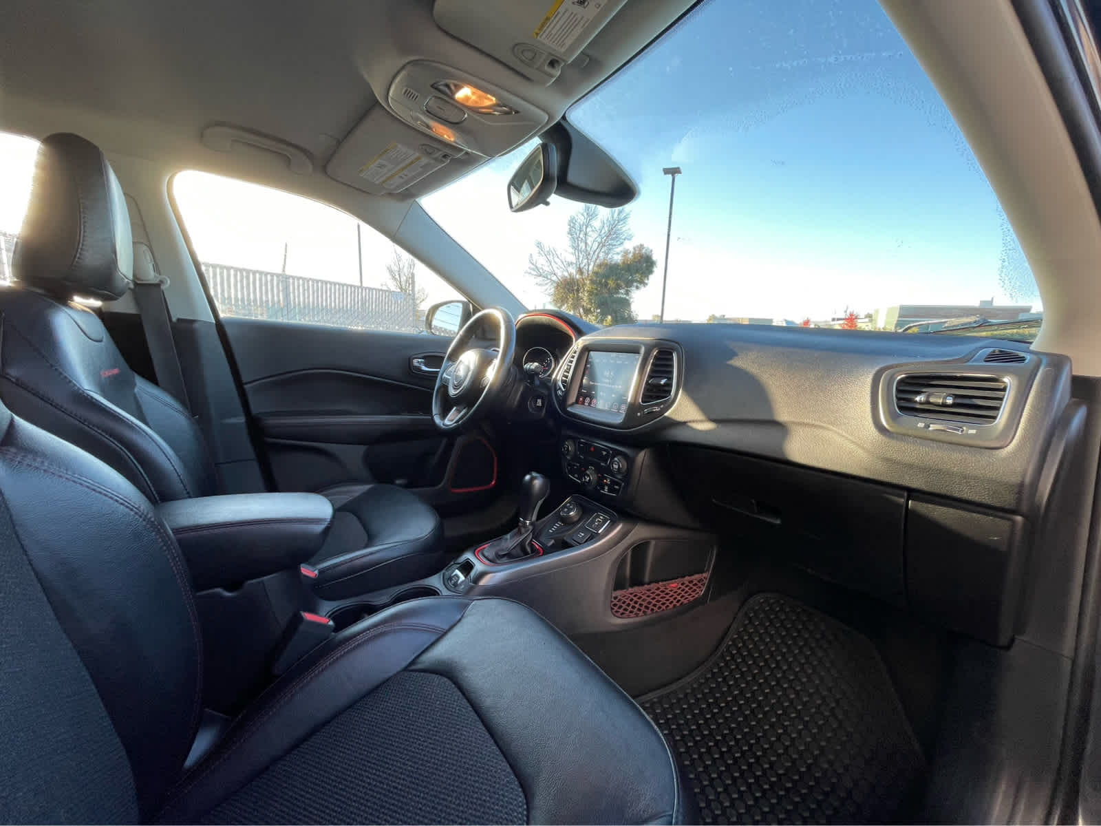 Thumbnail: 2020 Jeep Compass - 29