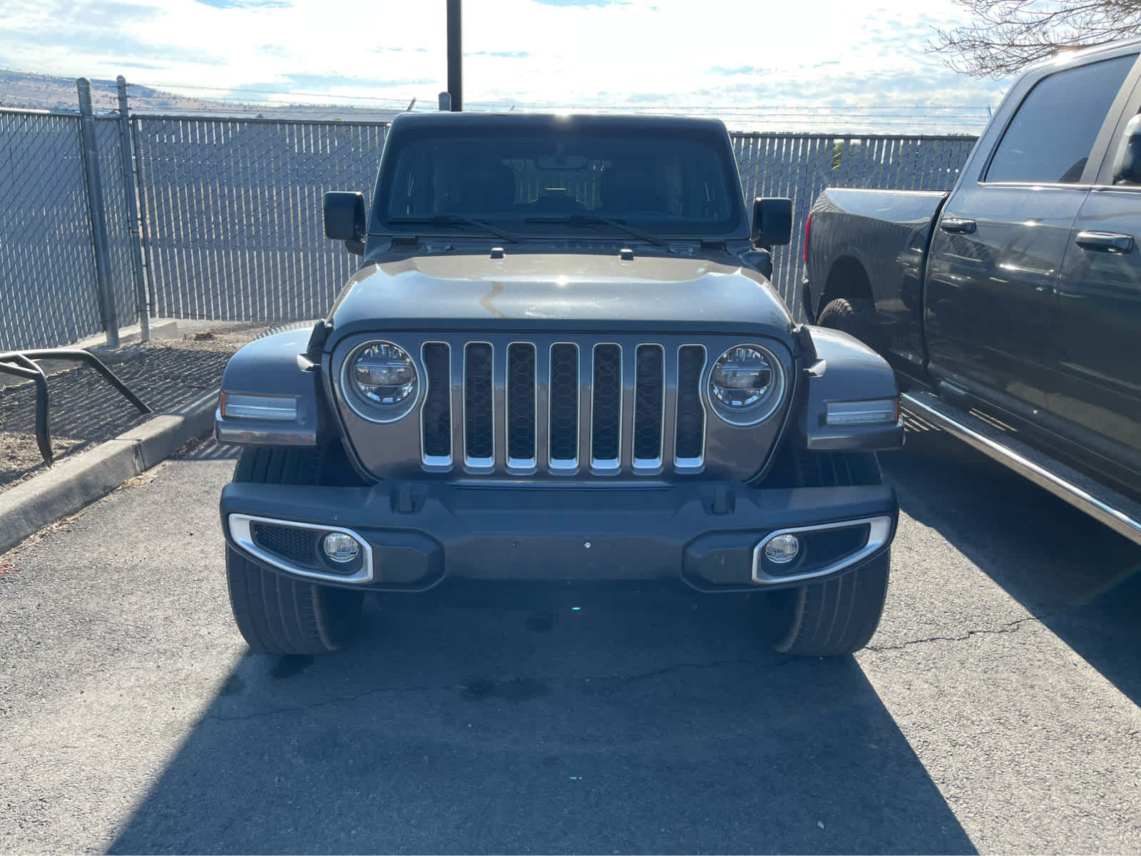 2021 Jeep Wrangler Unlimited Sahara 4xe photo 2