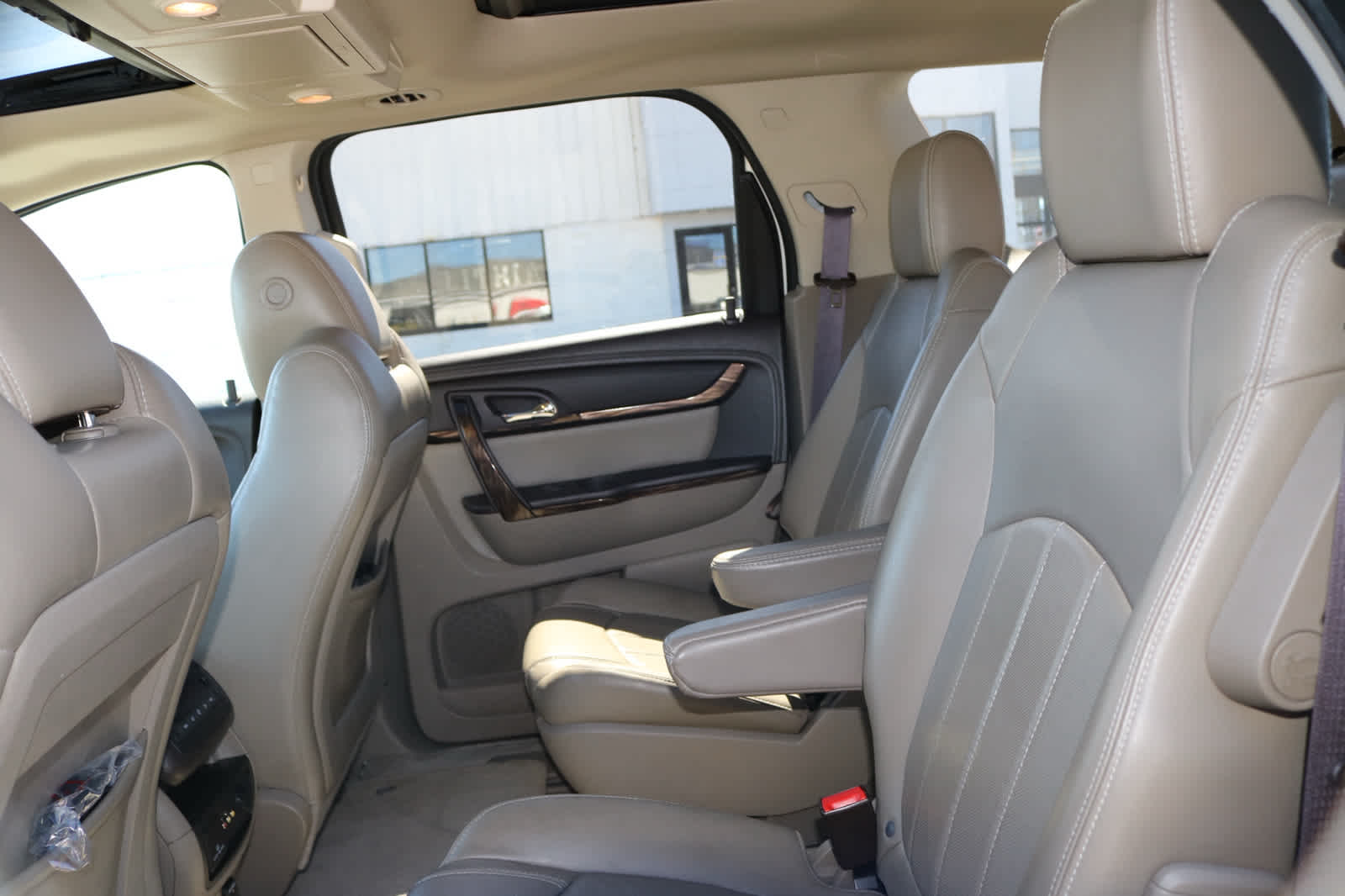 Thumbnail: 2015 GMC Acadia - 25