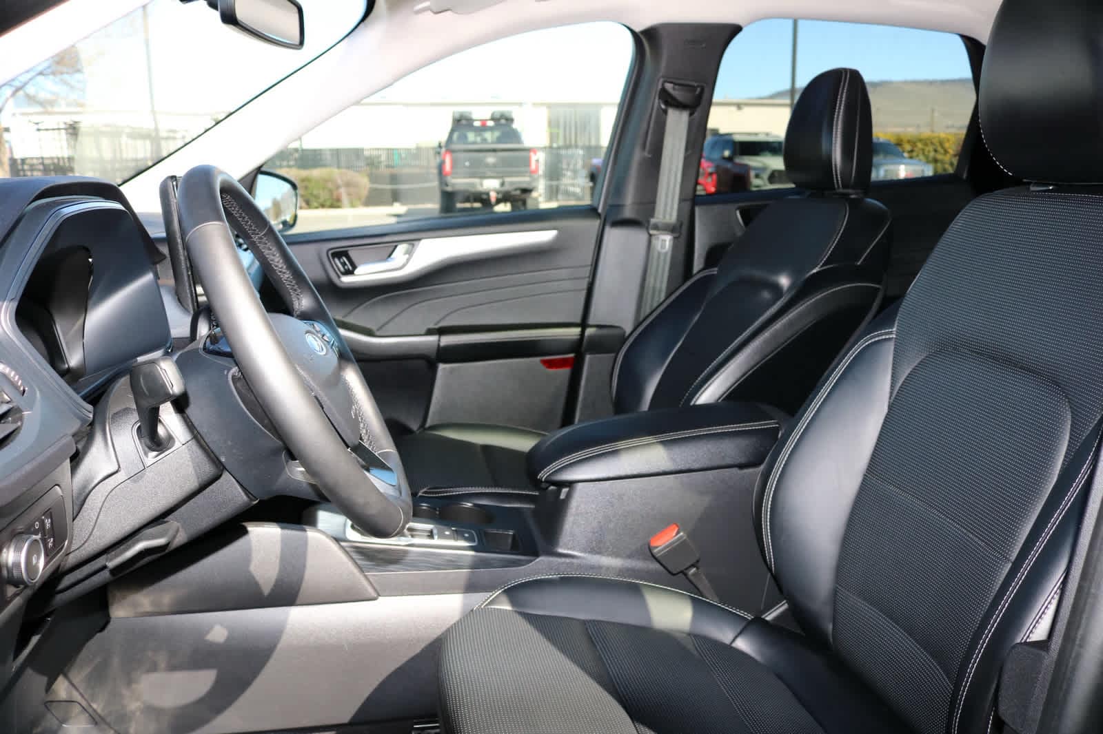 Thumbnail: 2025 Ford Escape - 26