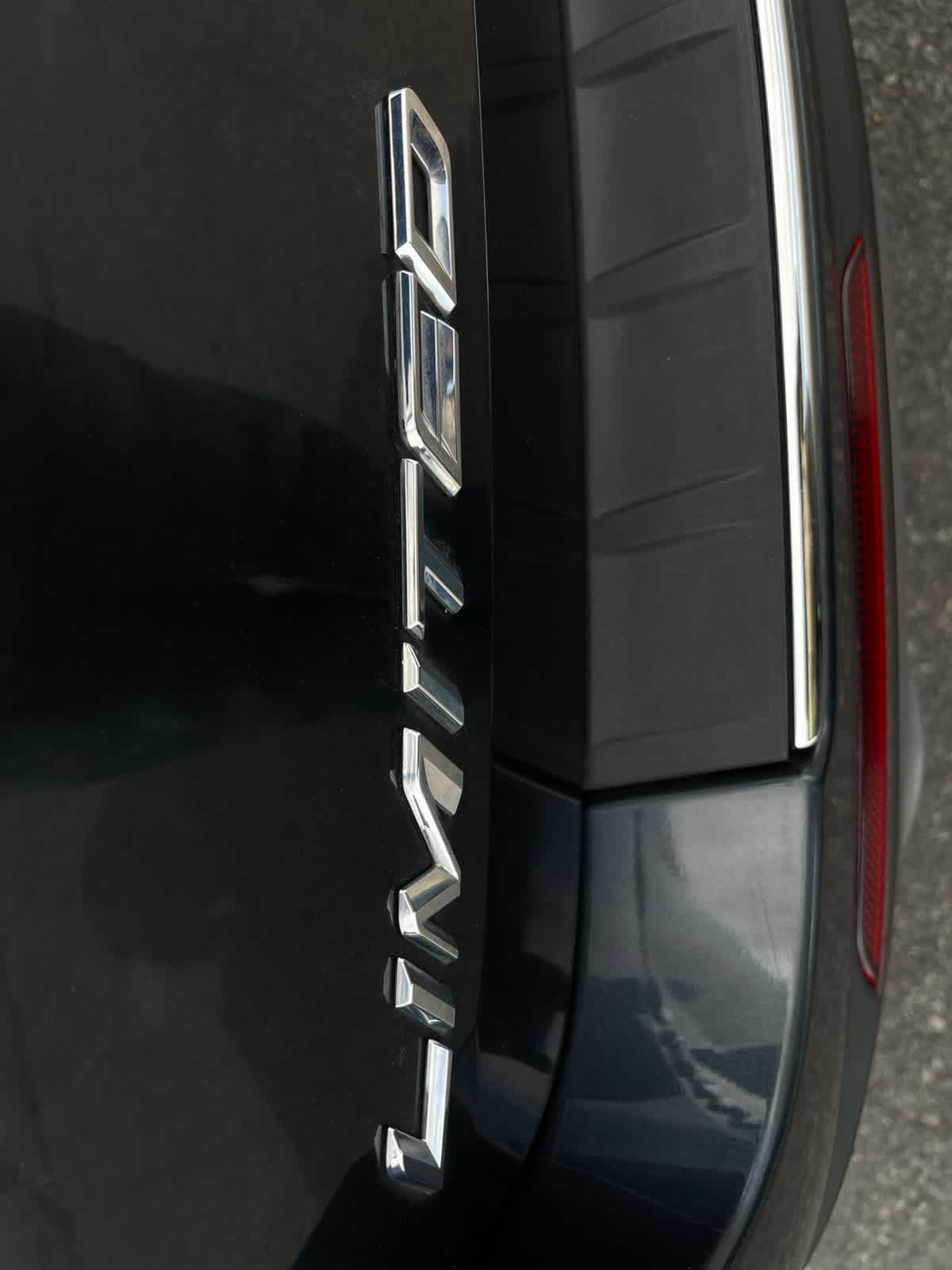 Thumbnail: 2023 Ford Explorer - 9