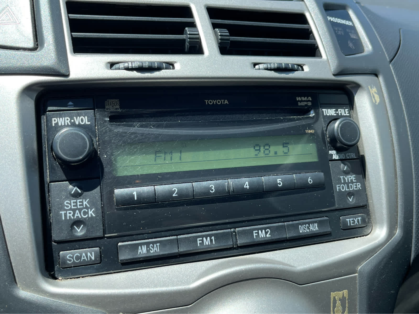 Thumbnail: 2009 Toyota Yaris - 14