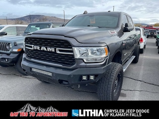 2022 Ram 2500 Big Horn Truck Crew Cab